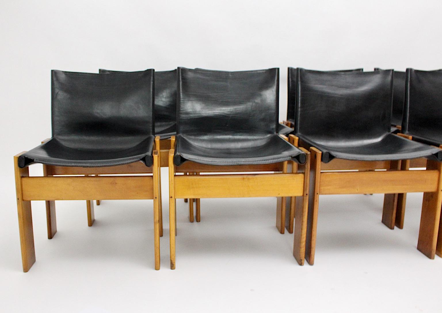 Tobia Scarpa Eight Blonde Walnut Black Leather Dining Chairs Monk, Italy, 1970s 4