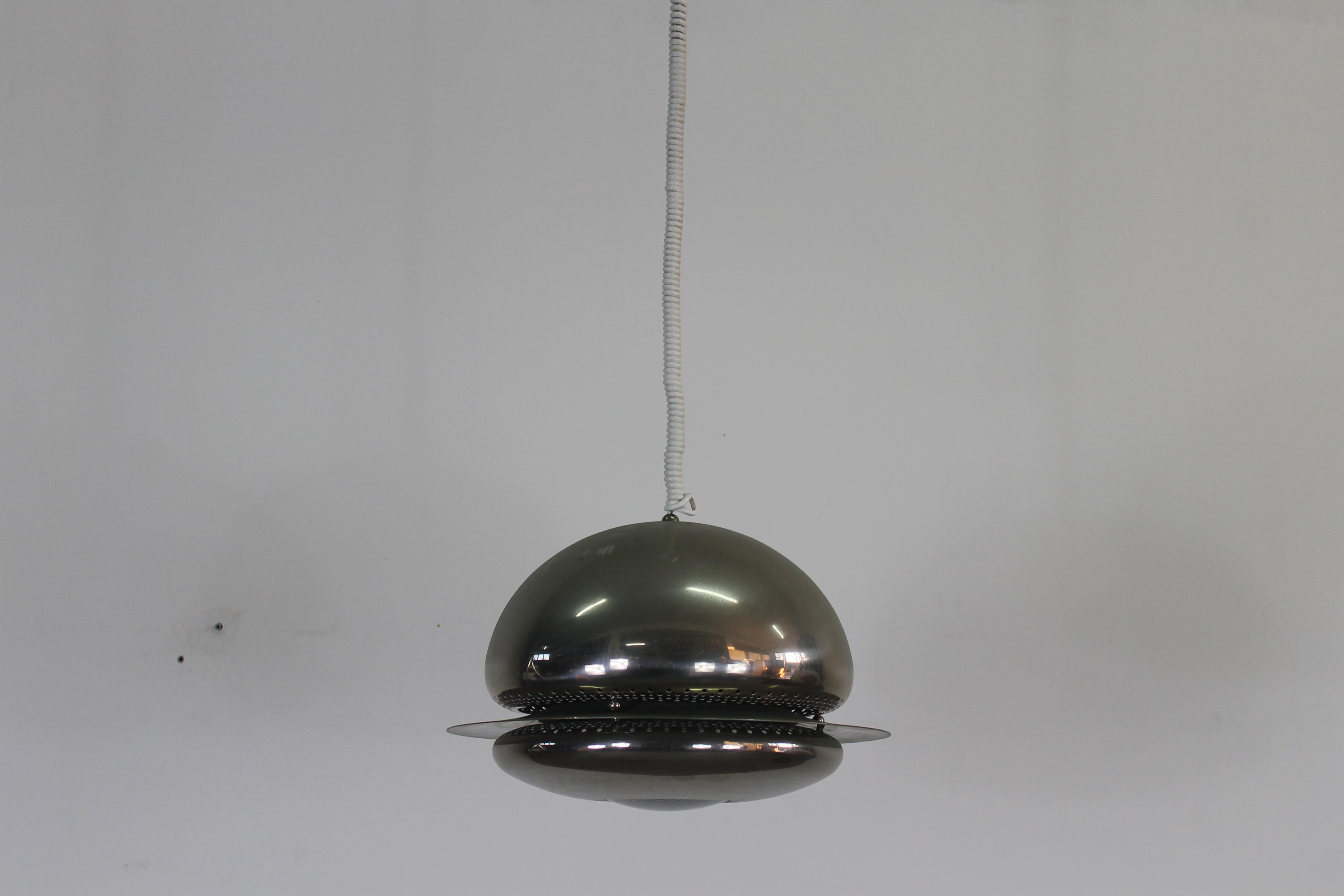 Tobia Scarpa Set of Two Nictea Lamps in Nickel-Plated Brass by Flos 1960s Bon état - En vente à Montecatini Terme, IT