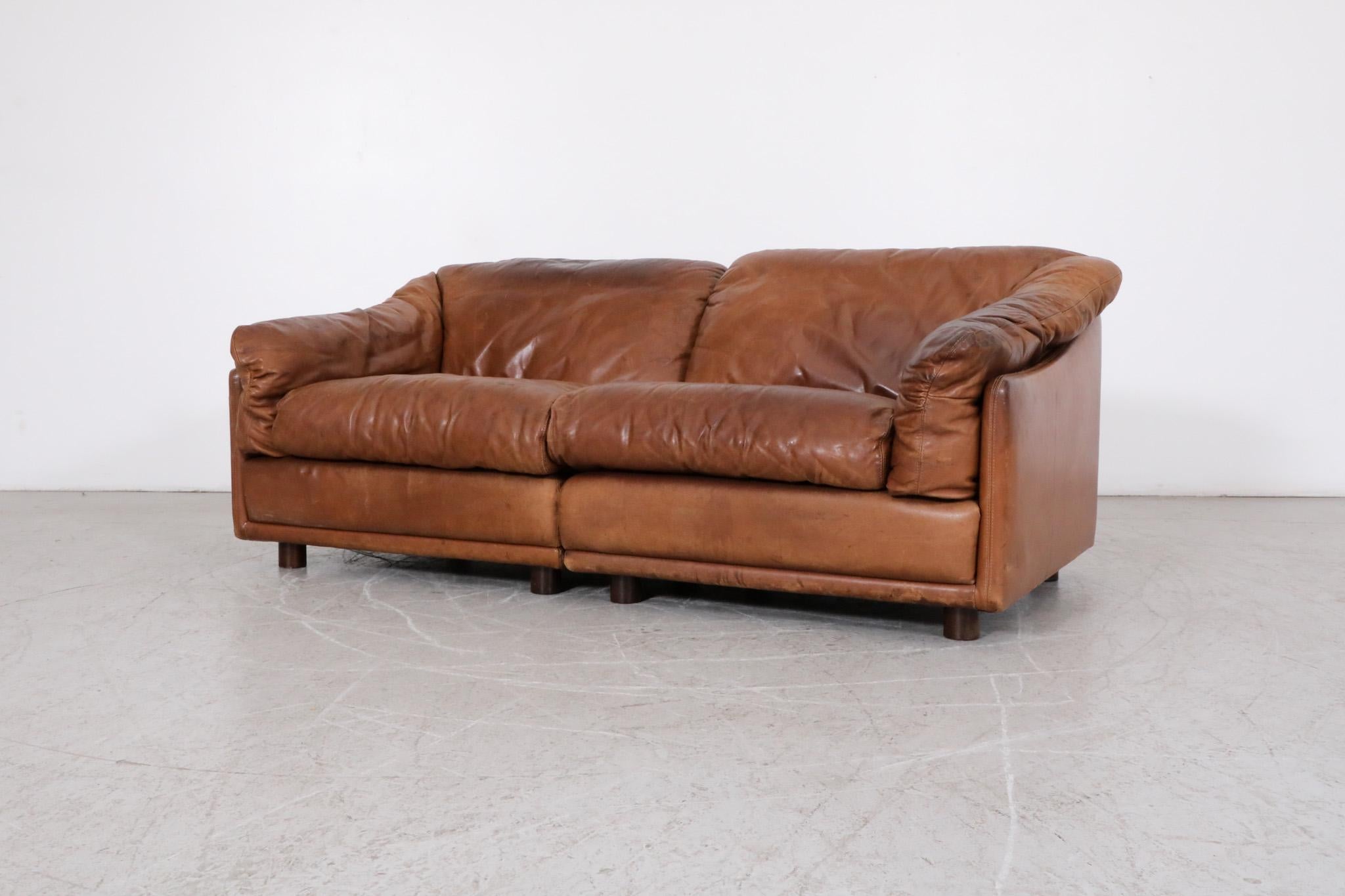 Mid-20th Century Tobia Scarpa Style Cognac Leather Loveseat by Leolux For Sale