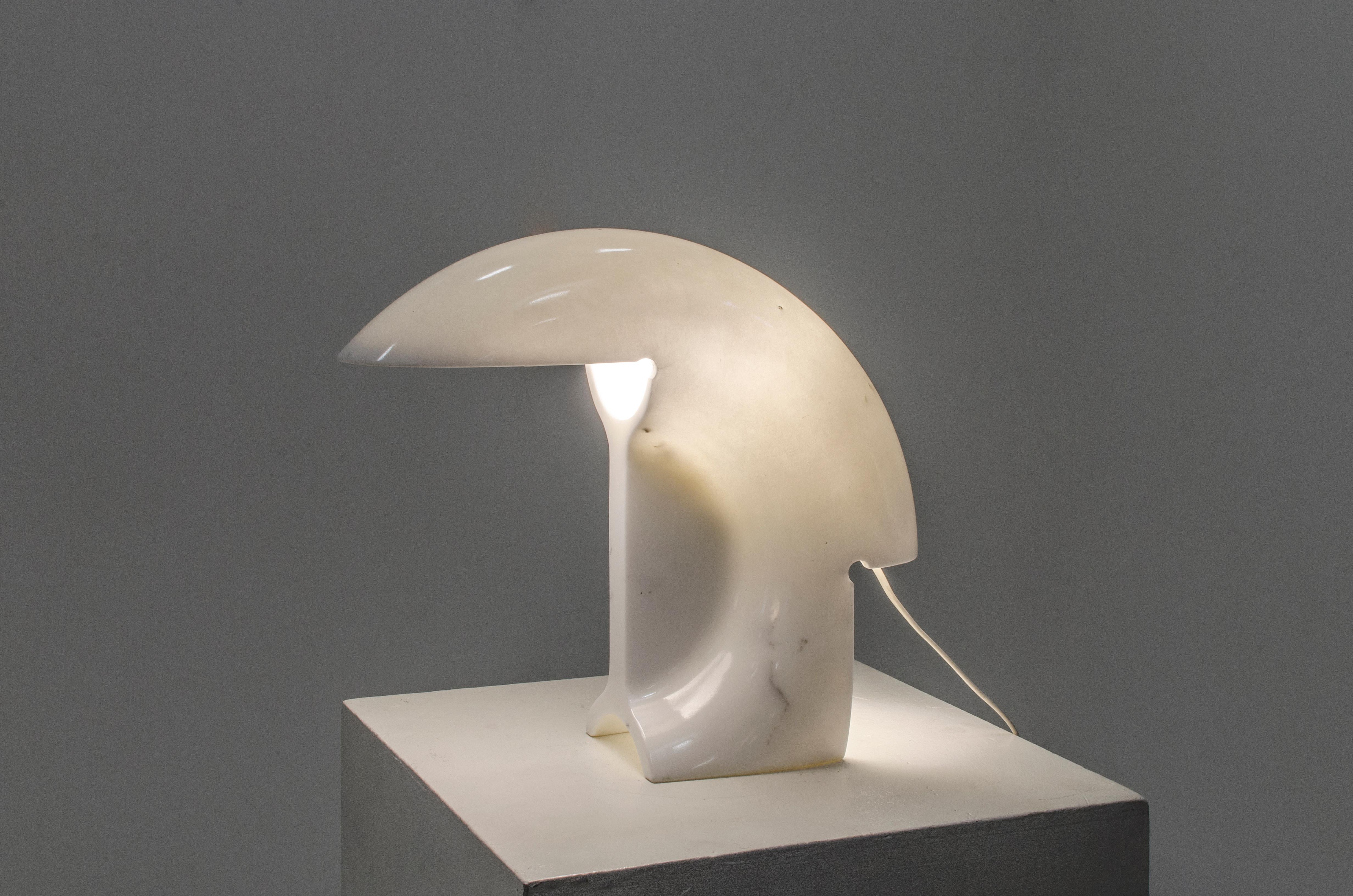 Tobia Scarpa, table lamp, 
Biagio model, Flos production,
Carrear marble, 
circa 1968, Italy.
Height 34,5 cm, width 40 cm, depth 13 cm.
Biography similar model: Giuliana Gramigna, 