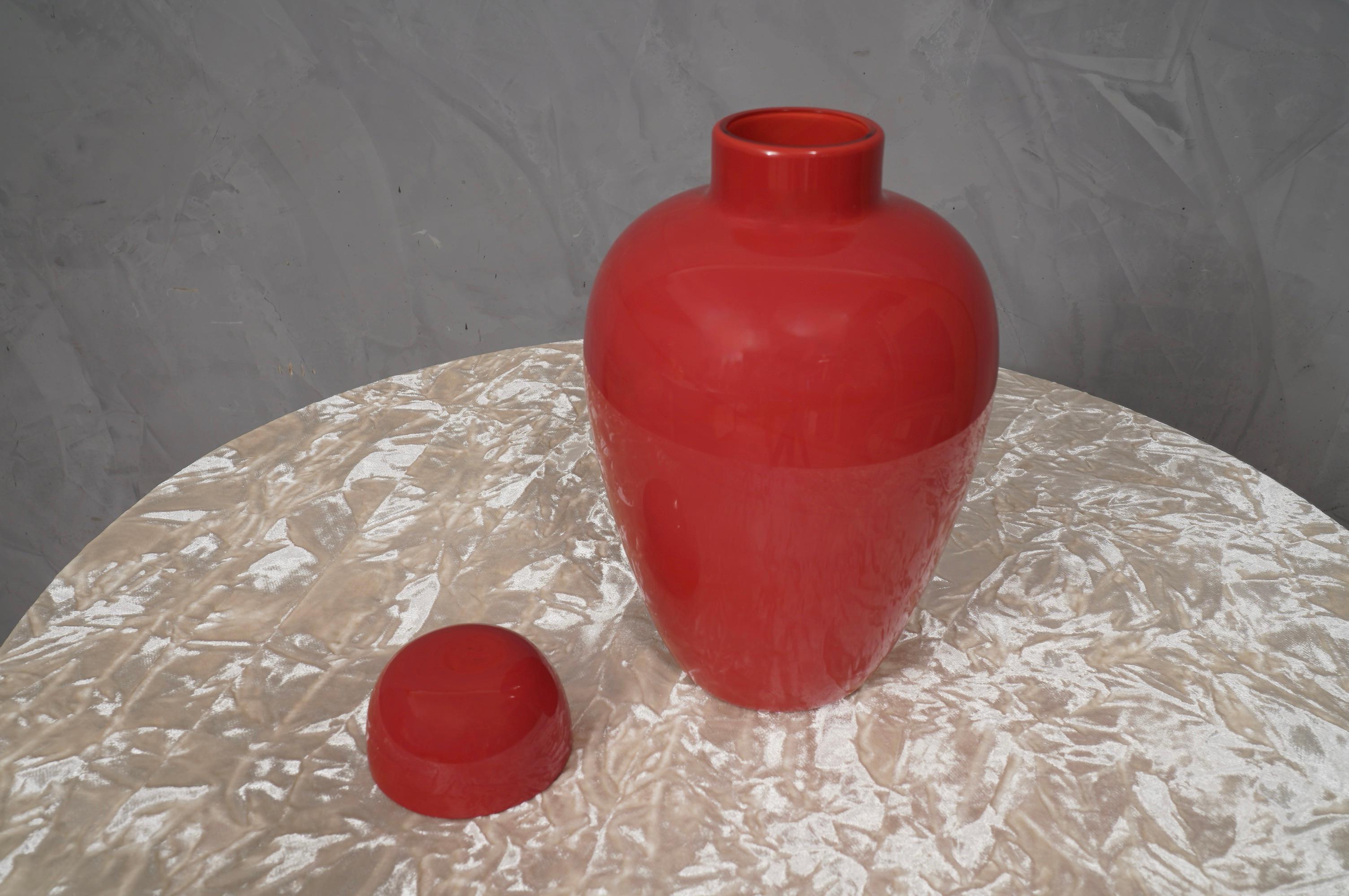 Murano Glass Tobia Scarpa Venini Murano Coral Color Blown Glass Vase, 1980