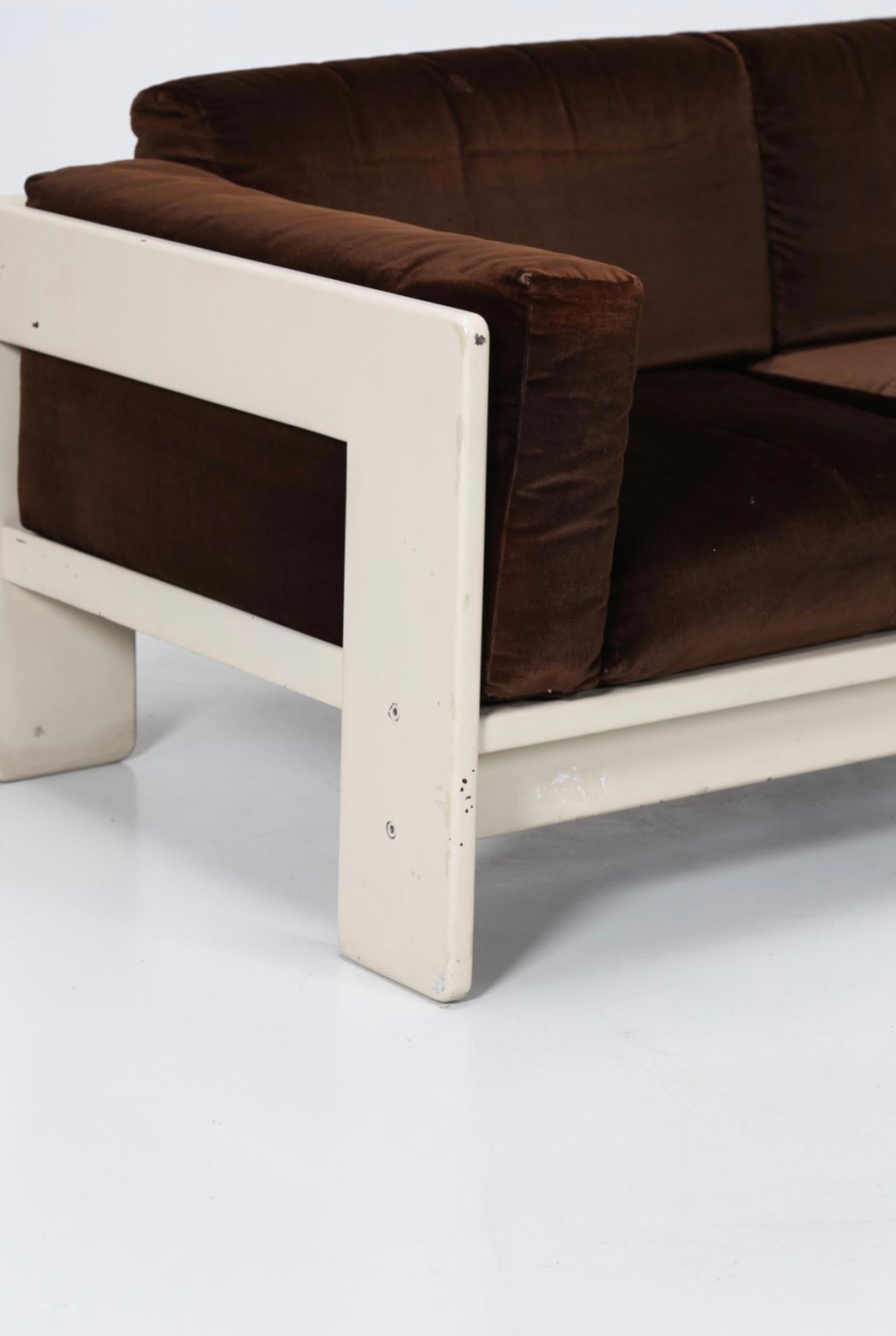 Tobia Scarpa Weiß lackiertes Sofa mit 3 Sitzen, Modell Bastiano für Gavina, Italien 1960er Jahre im Zustand „Relativ gut“ im Angebot in Paris, FR