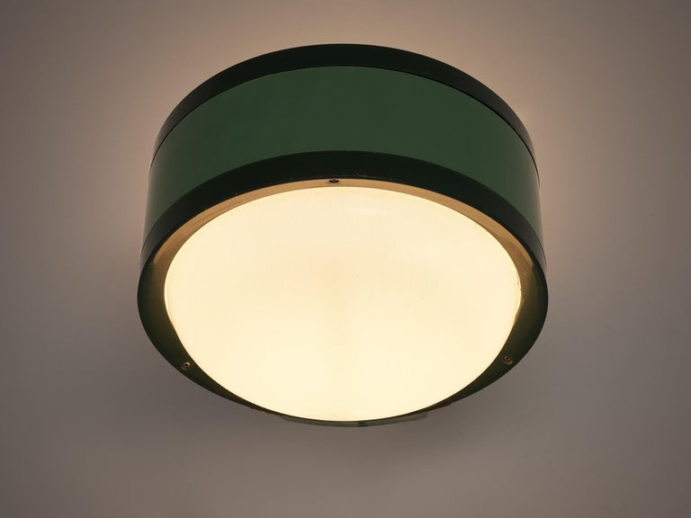 Mid-Century Modern Tobia Scarpa for FLOS ‘Tamburo’ Pair of Wall Lights in Green Aluminum and Glass For Sale