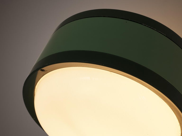 Italian Tobia Scarpa for FLOS ‘Tamburo’ Pair of Wall Lights in Green Aluminum and Glass For Sale