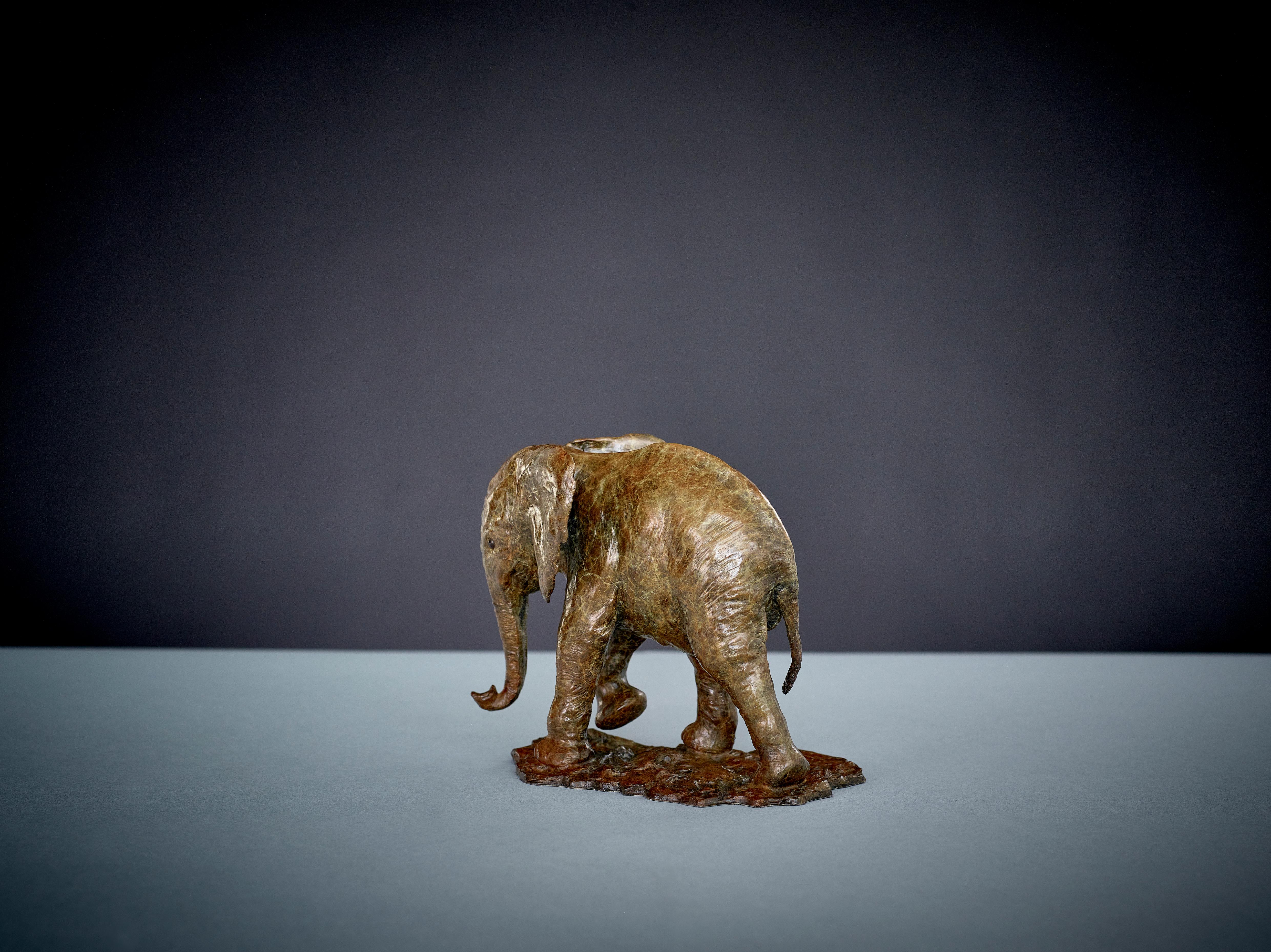elephant wire sculpture