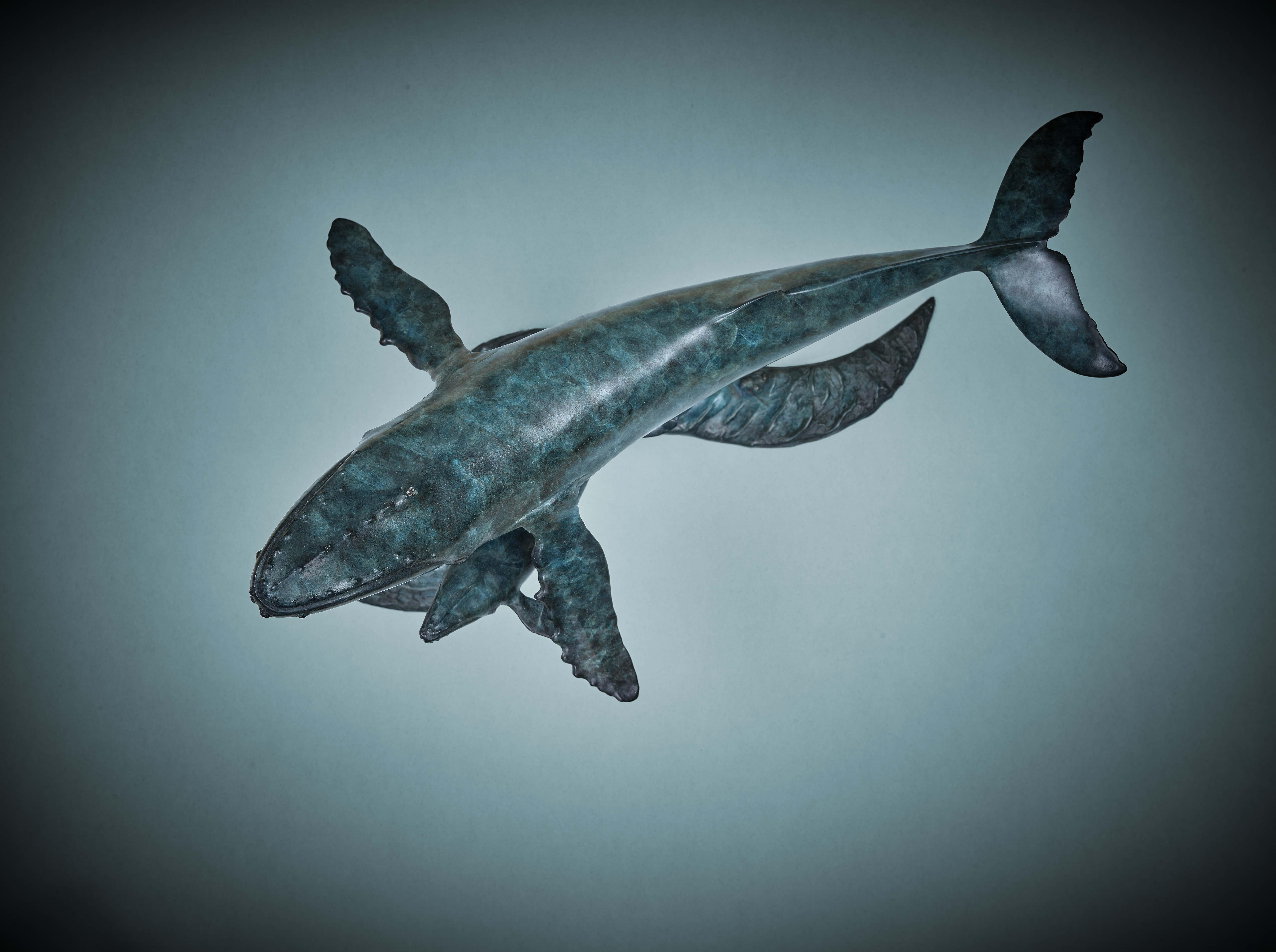 'Whale & Calf' Bronze Sculpture patinated blue of a Humpback Whale swimming  - Gold Figurative Sculpture by Tobias Martin