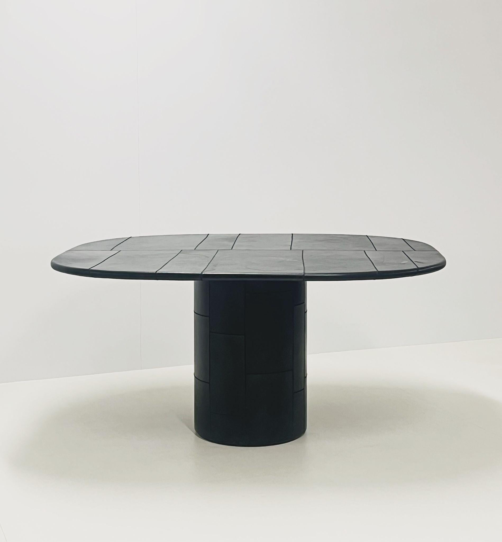 Rare and very elegant Tobio model table, created by the famous Italian designer couple Afra and Tobia Scarpa for the B&B Italia company, 1974.

The table is one of the very few made in full leather, both in the base and in the top, and stands out