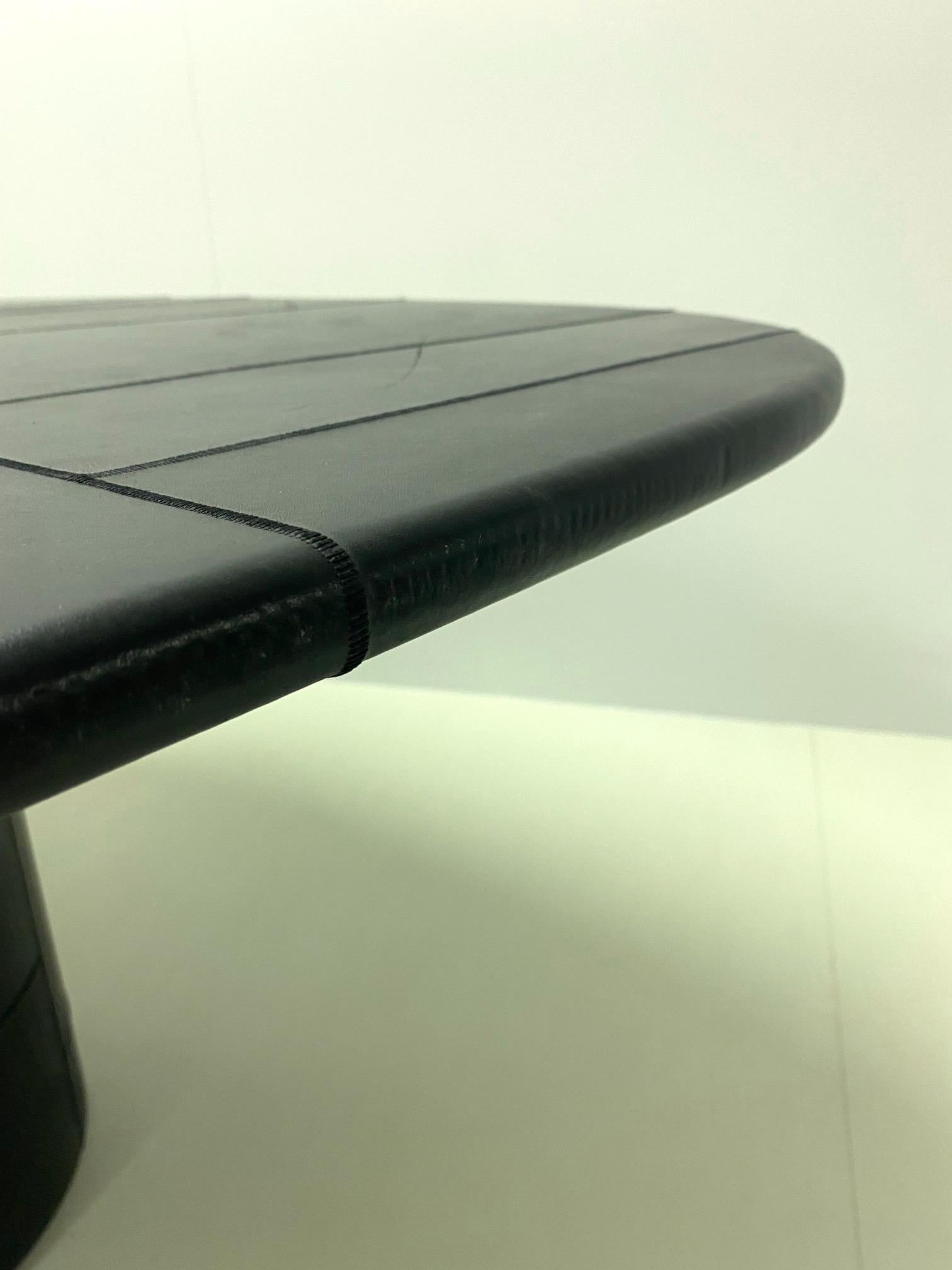 'Tobio' Full Leather Table by Afra and Tobia Scarpa for B&B Italia, 1974 2