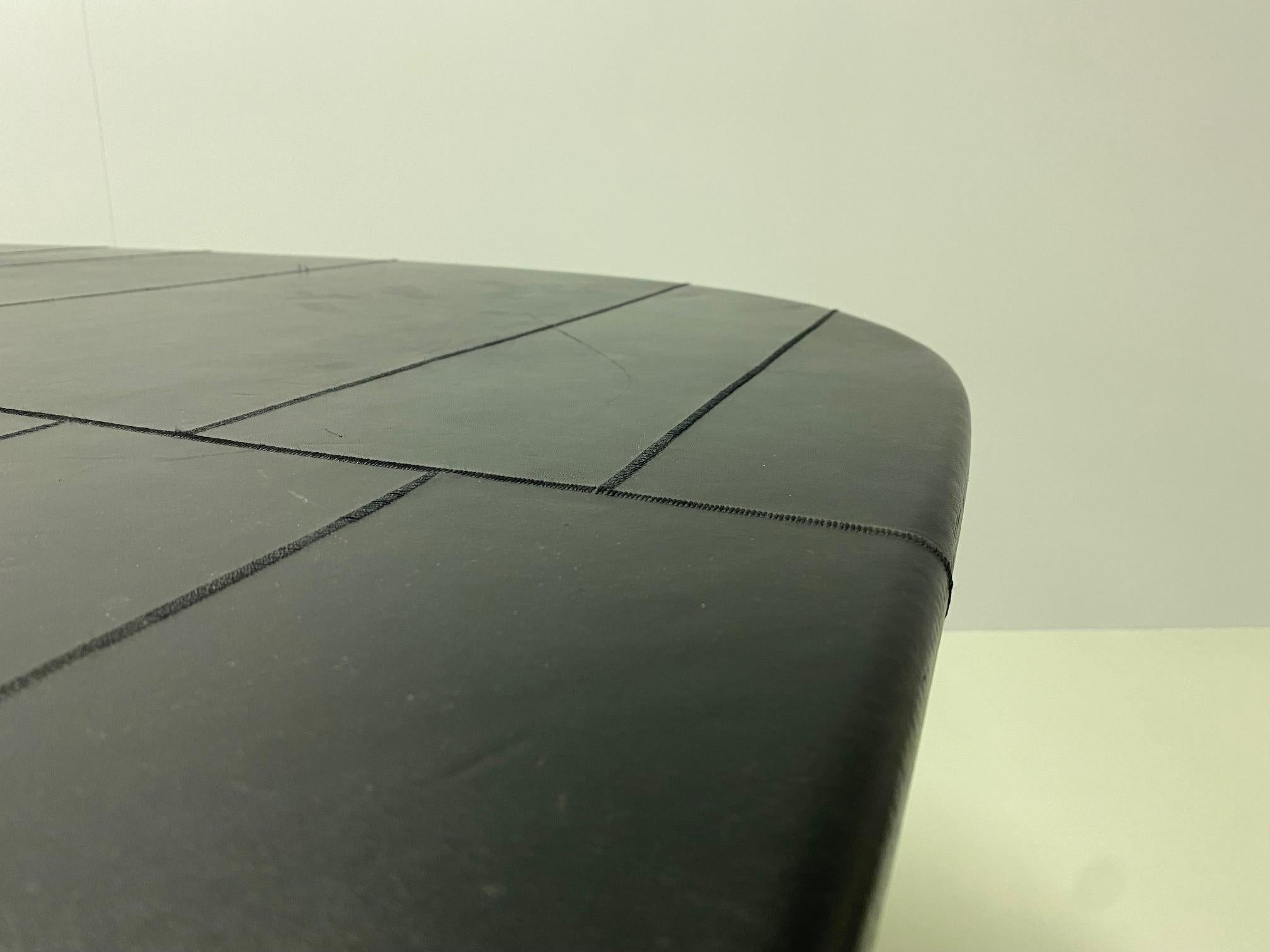 'Tobio' Full Leather Table by Afra and Tobia Scarpa for B&B Italia, 1974 3