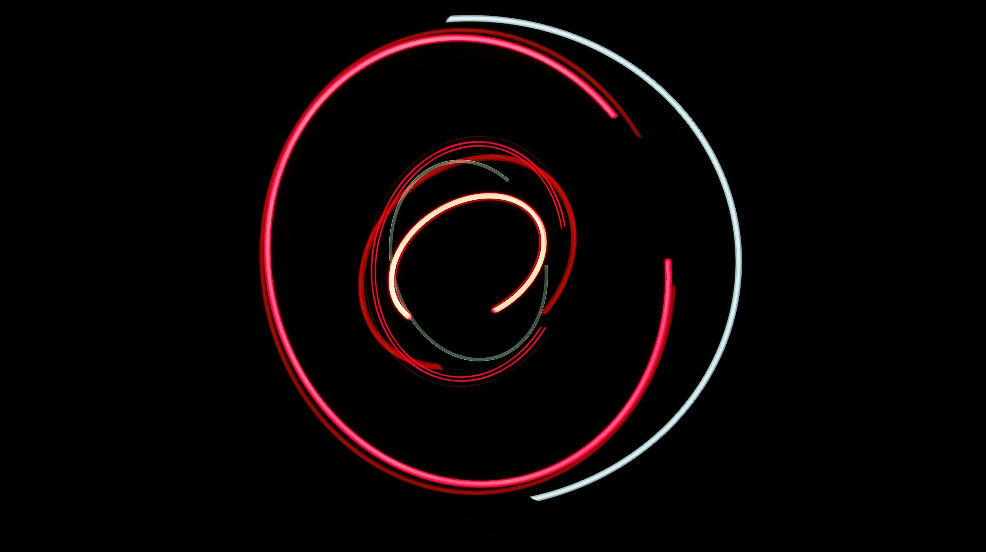 Color Photograph Toby Oggenfuss - Roue de cirque, photographie, jet d'encre d'archives