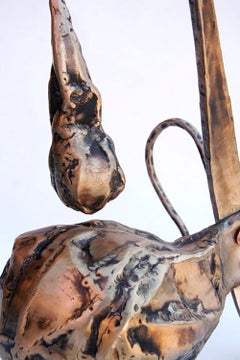 Stretched - Sculpture abstraite en bronze forgé, forme verticale moderne et organique