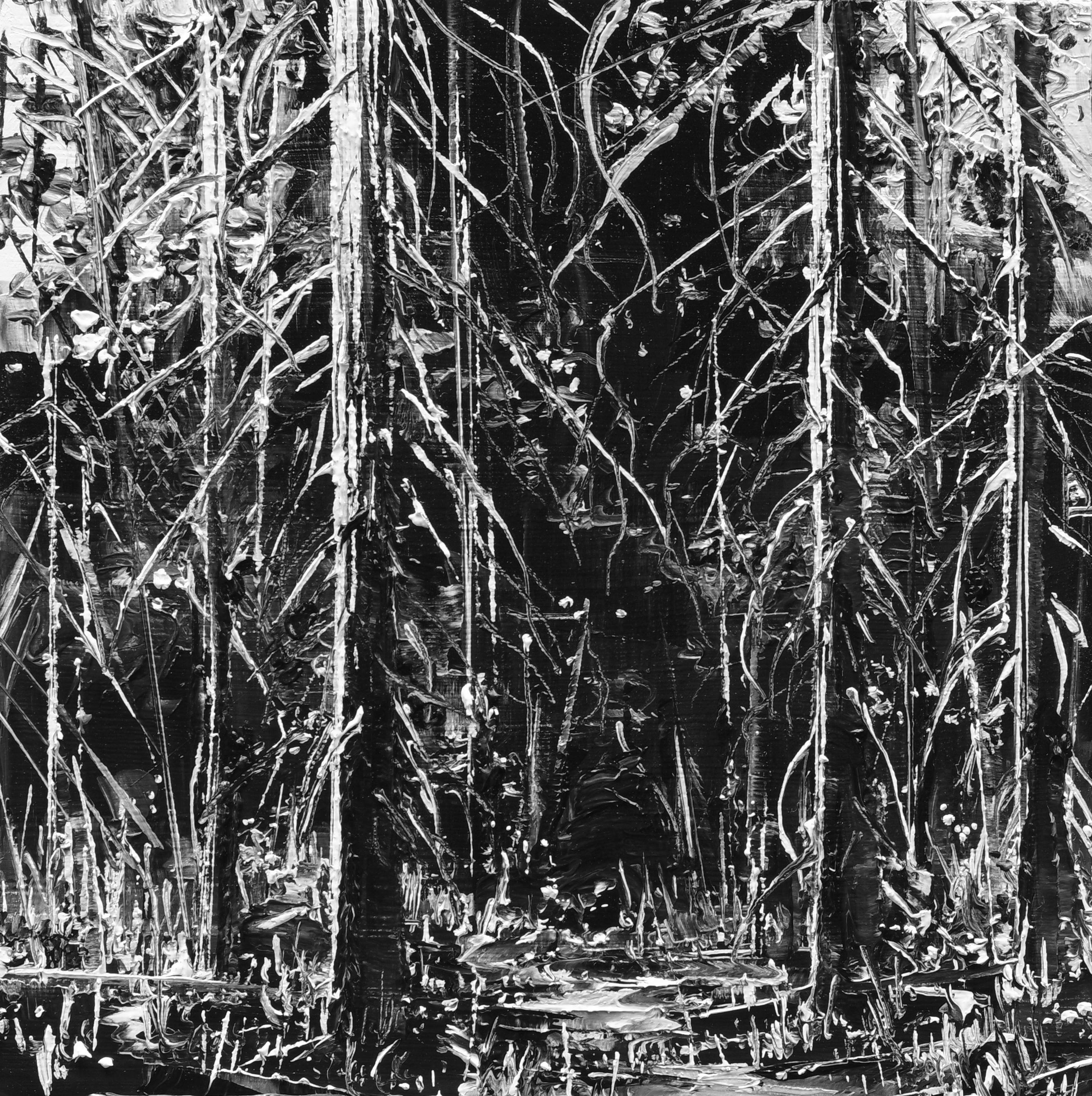 La peinture à l'huile "Starkness" de Todd Carpenter (basé aux États-Unis) représente un paysage en noir et blanc composé d'arbres et de feuillages denses traversés par la lumière du soleil. Cette pièce est encadrée et prête à être accrochée.