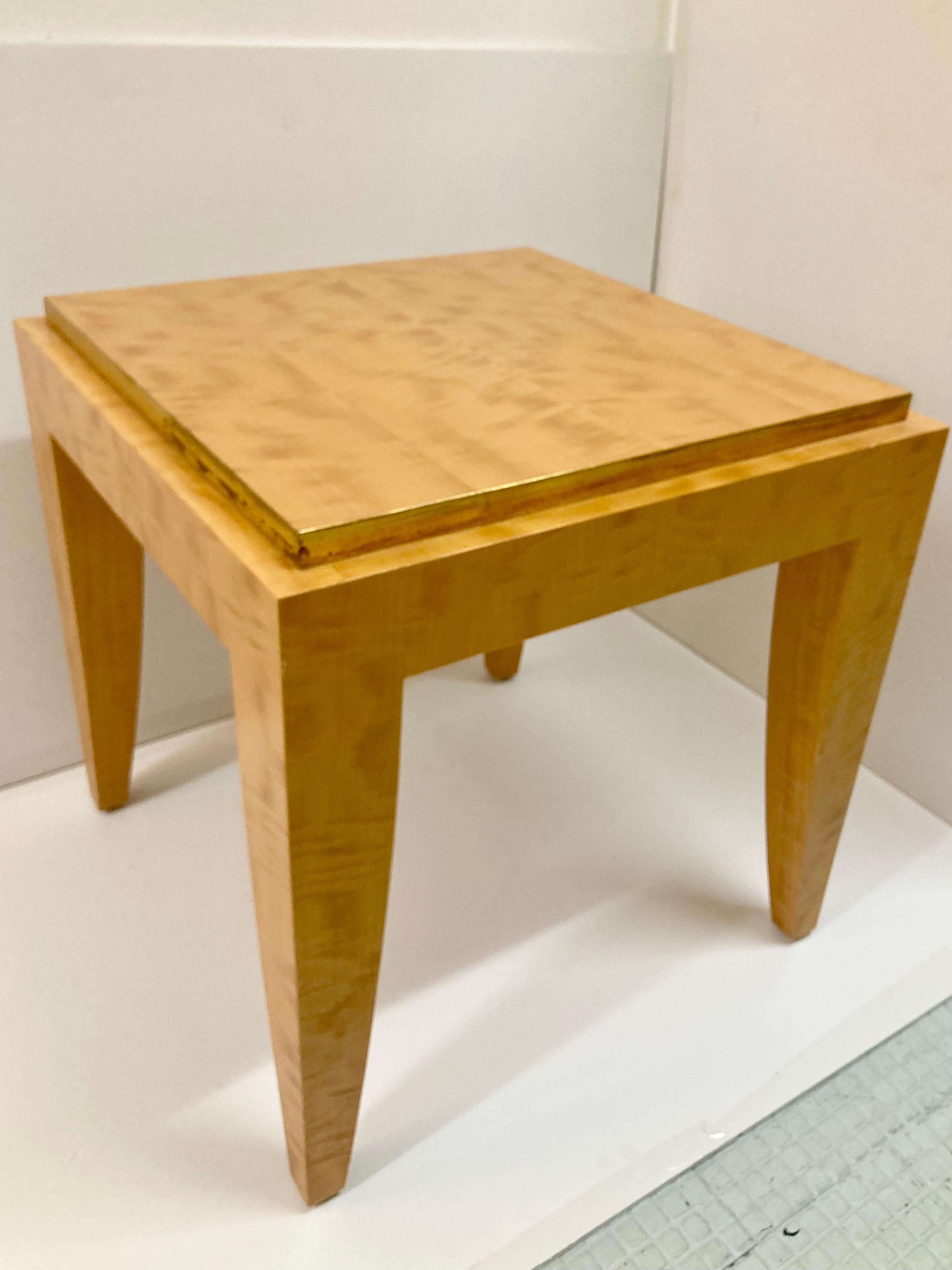 Moderne Todd Hase Gene I Cocktail Tables en marqueterie d'anigre et feuille d'or en vente