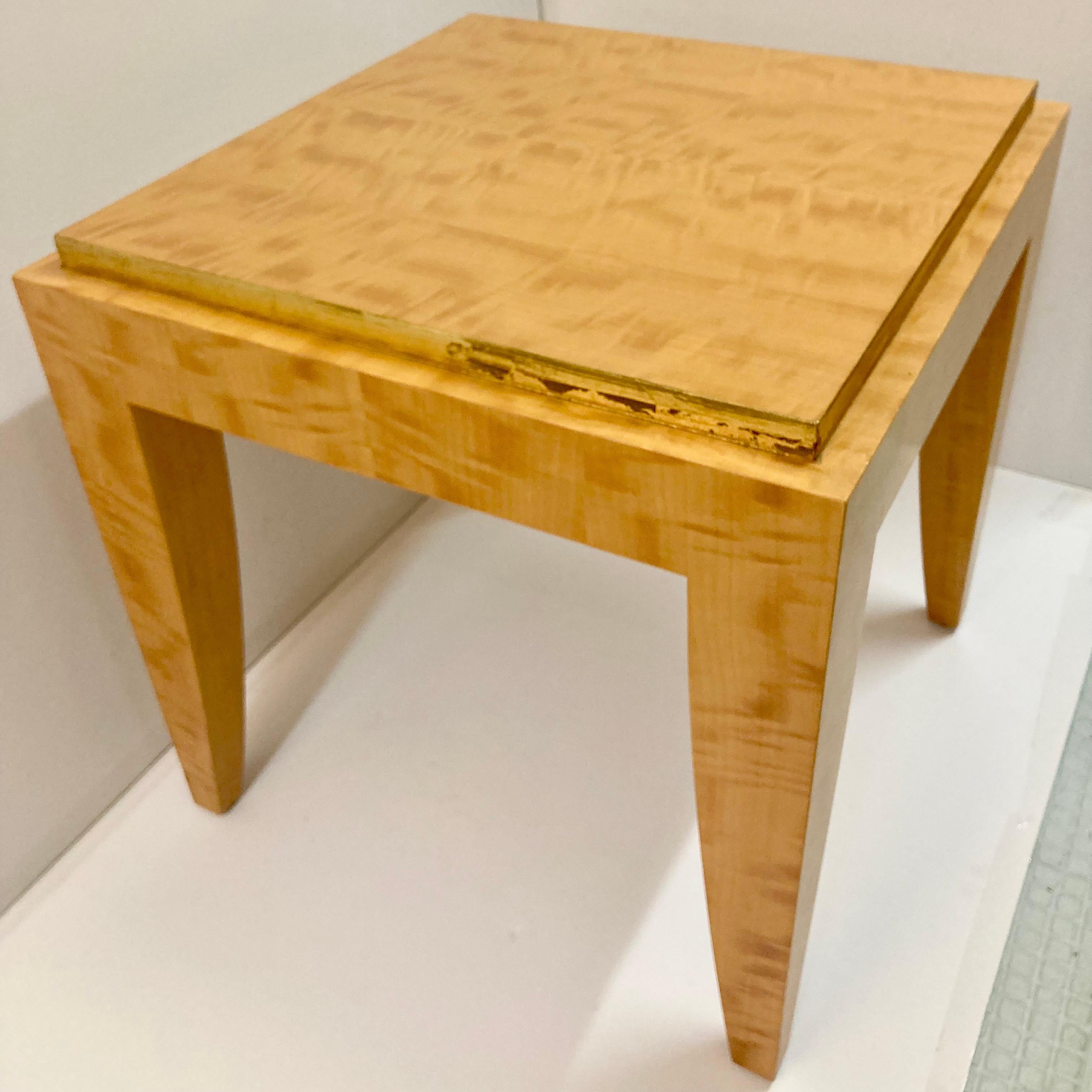 Américain Todd Hase Gene I Cocktail Tables en marqueterie d'anigre et feuille d'or en vente