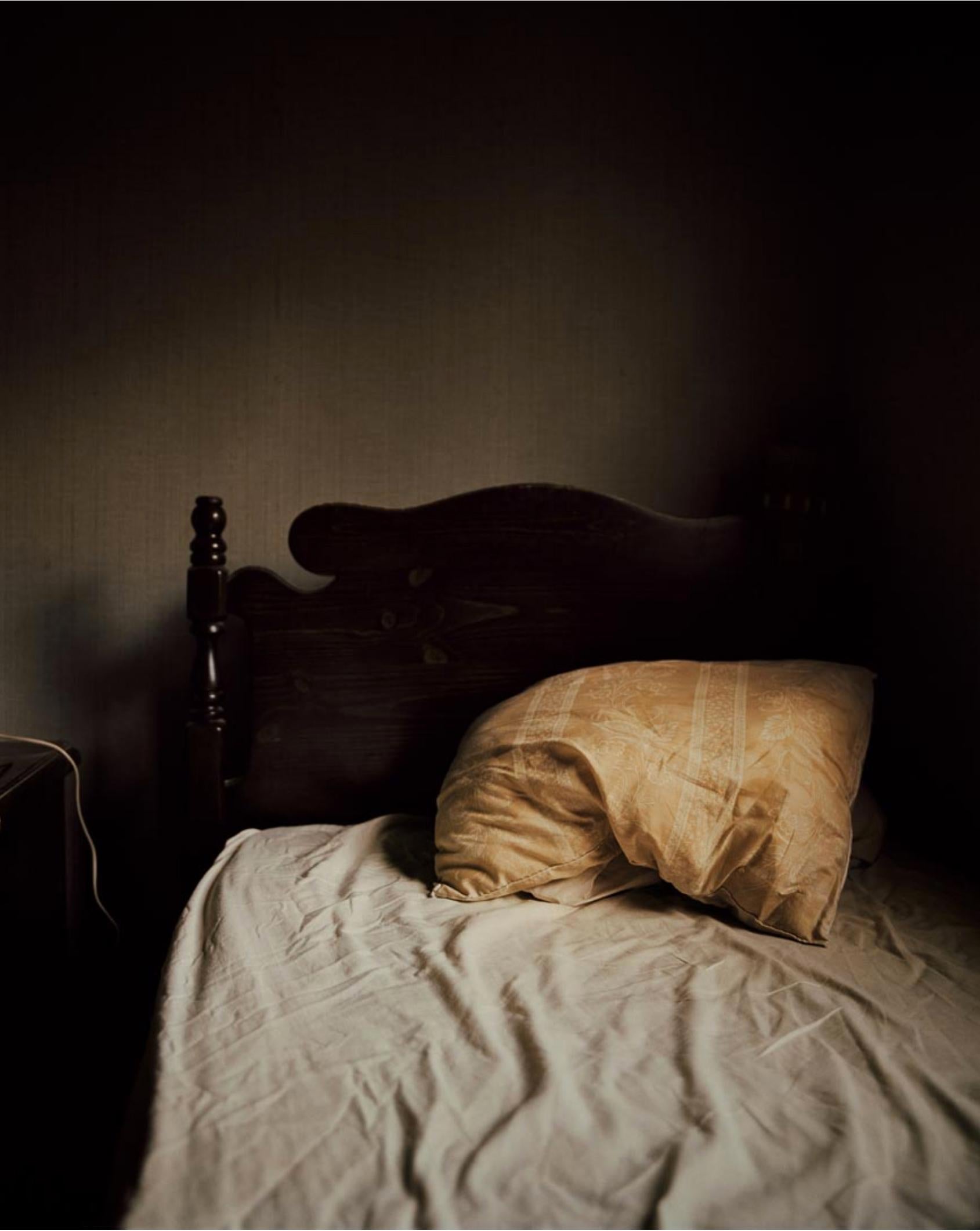 #1447-a, 1994 - Todd Hido (Colour Photography)
Signed, titled and dated on reverse
Archival pigment print

Available in two sizes:
38 x 30 inches, from an edition of 5 + 2 APs
48 x 38 inches, from an edition of 3 + 2 APs

Todd Hido (born 1968) is an