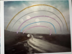 Une route divisée Impression photographique d'archives unique avec arc-en-ciel pastel dessiné à la main