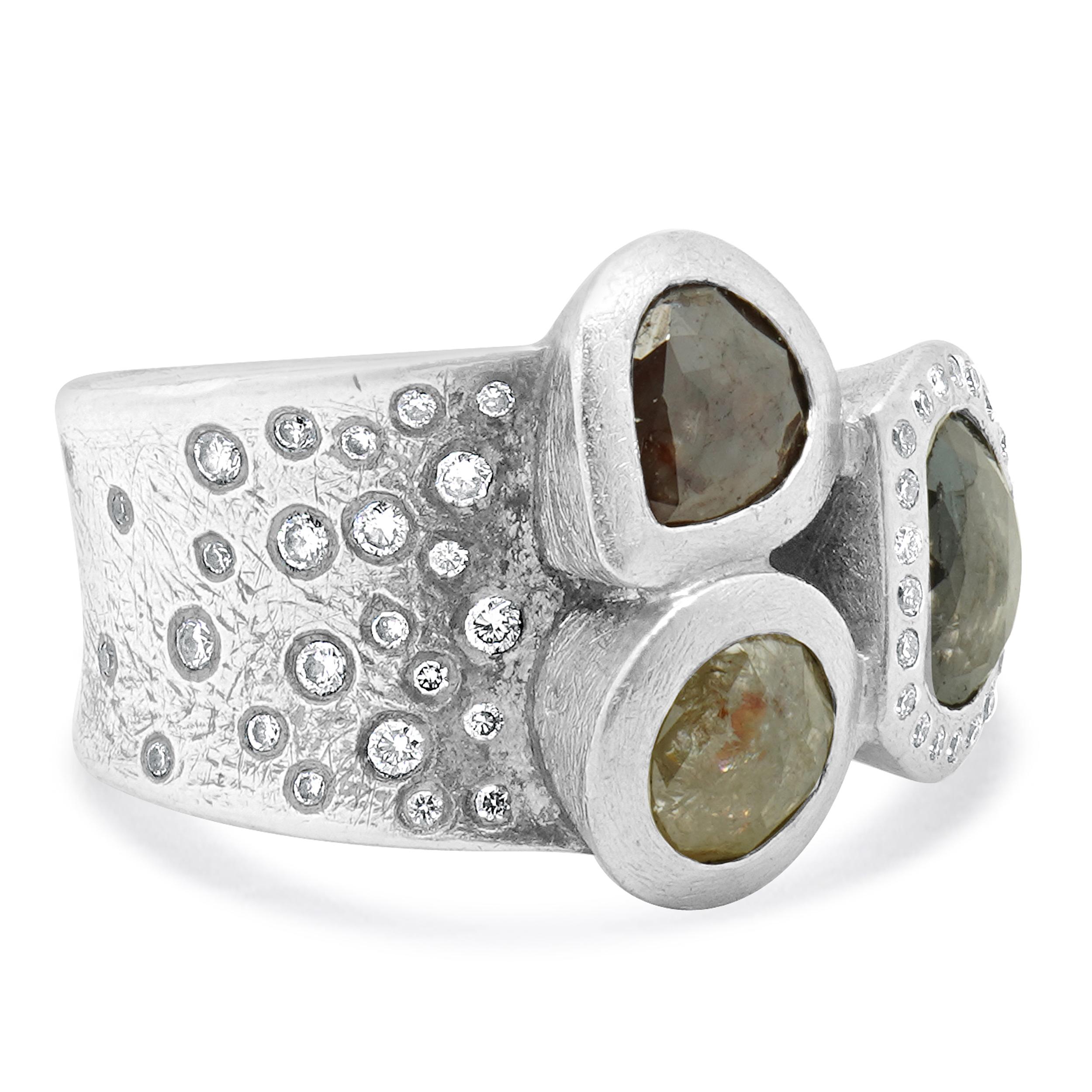 Taille ronde Todd Reed Bague en palladium avec diamant multicolore taille fantaisie en vente