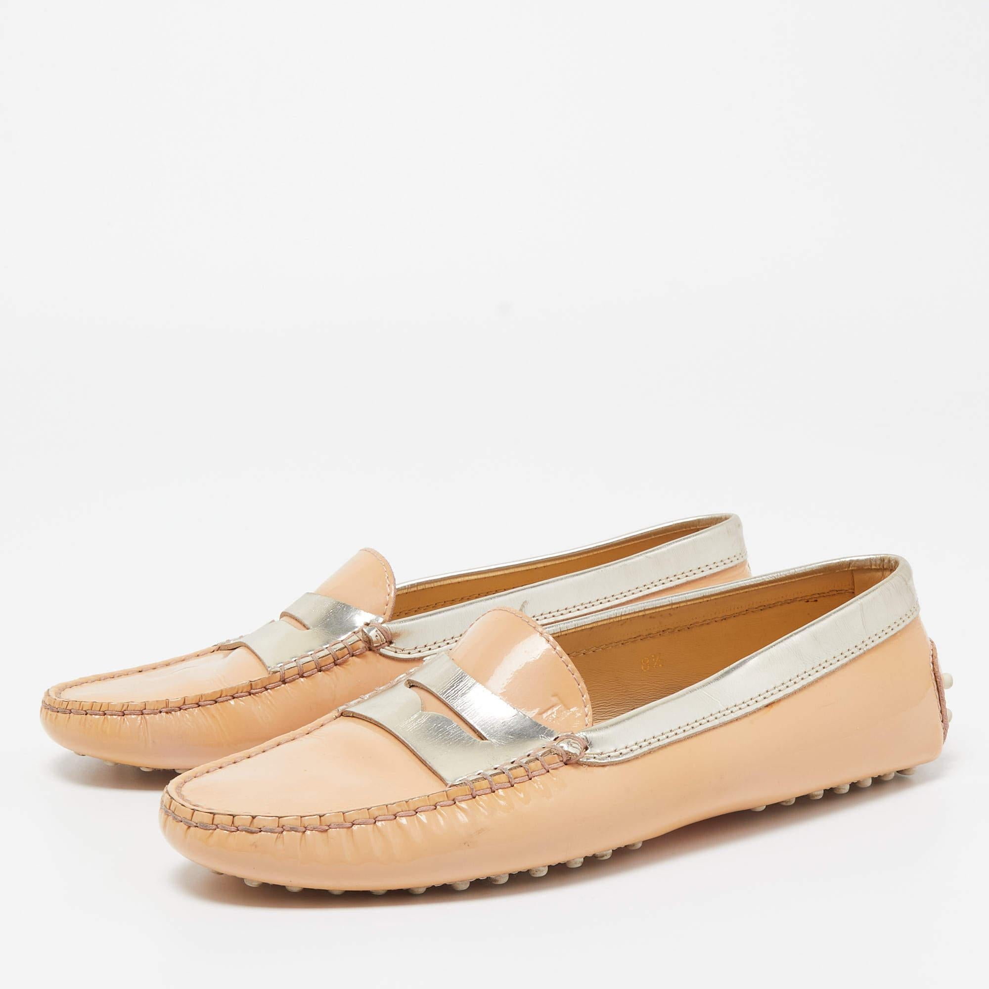 Practical, fashionable, and durableâ€”these designer loafers are carefully built to be fine companions to your everyday style. They come made using the best materials to be a prized buy.