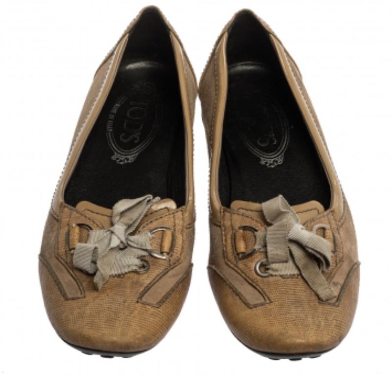 Tod's Beige Patent, Lizard Embossed Leather And Suede Bow Flats Size 36 For Sale 1