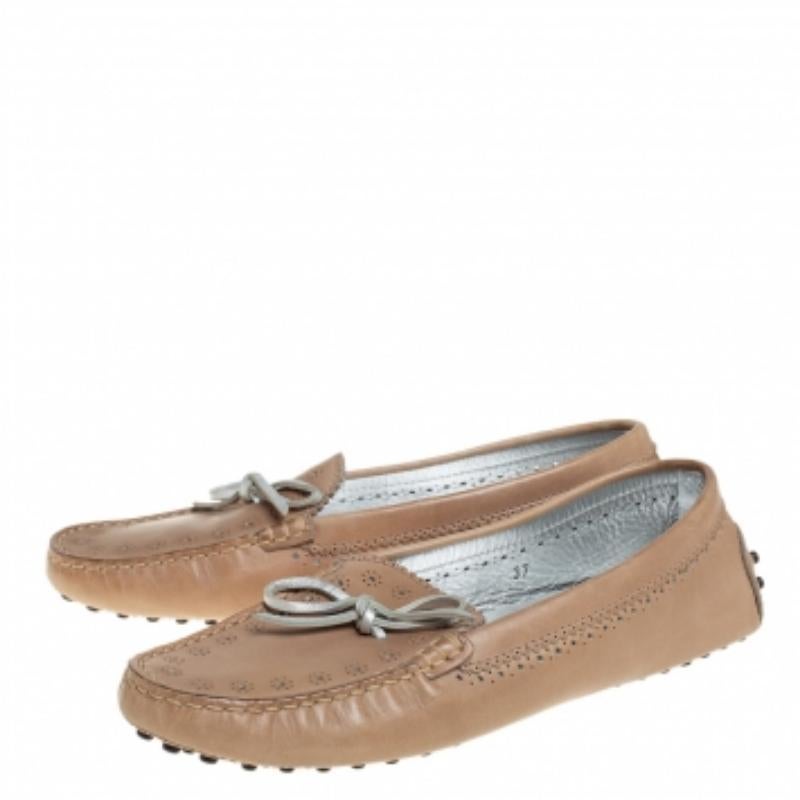 Tod's Beige Perforated Leather Bow Loafers Size 37 For Sale 1