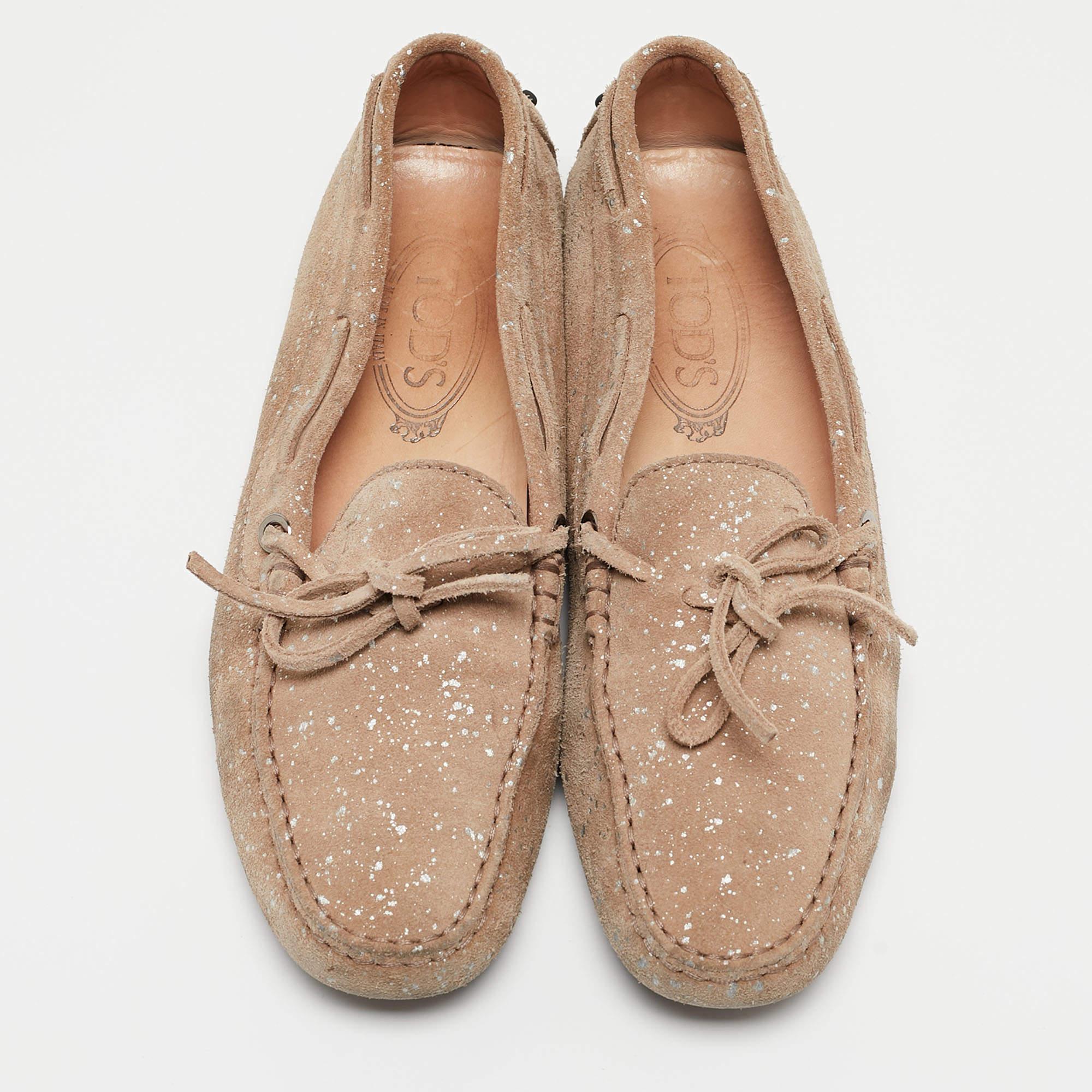 Brown Tod's Beige Suede And Silver Paint Spot Bow Loafers Size 38.5 For Sale