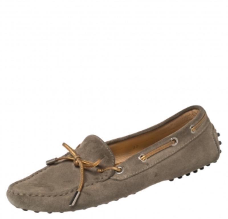 Tod's Beige Suede Bow  Loafers Size 37 For Sale 3