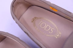 Tod’s Beige Suede Driving Loafers - EU 38.5