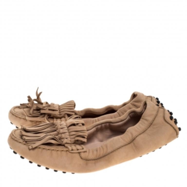 Tod's Beige Suede Fringe Detail Scrunch Loafers Size 37 For Sale 3