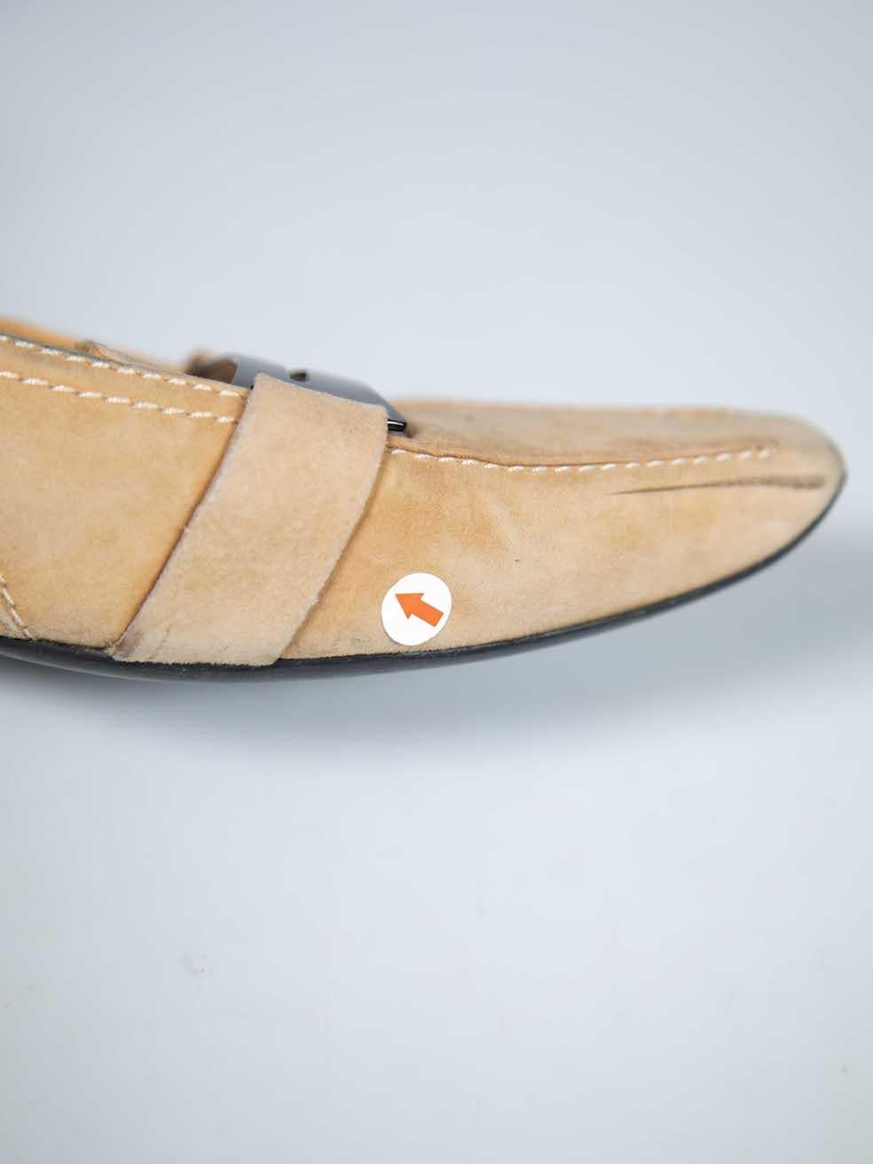 Tod's Beige Suede Low Loafer Pumps Size IT 38.5 For Sale 1