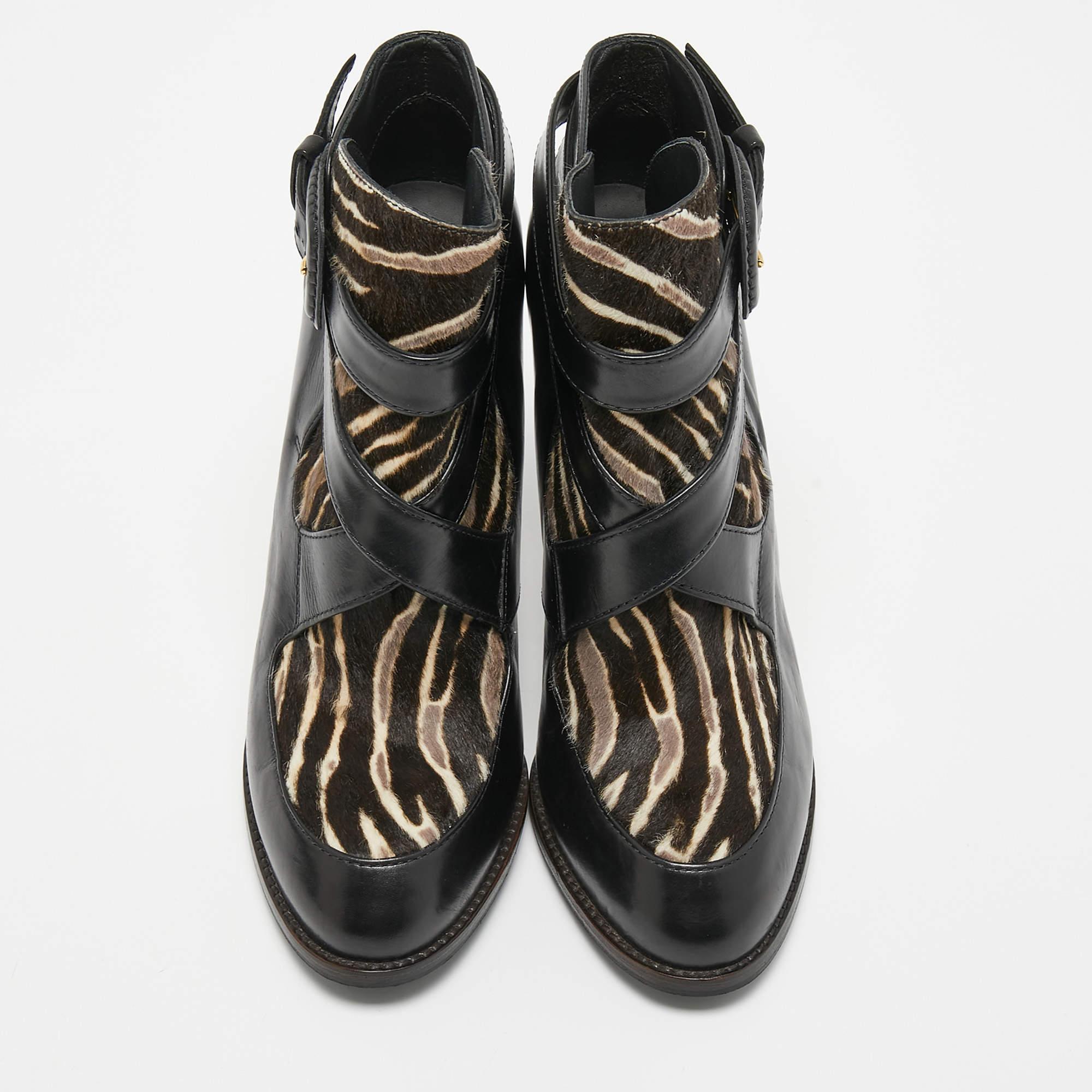 Tod's Black/Brown Leather and Zebra Print Calf Hair Ankle Boots Size 36 In New Condition In Dubai, Al Qouz 2