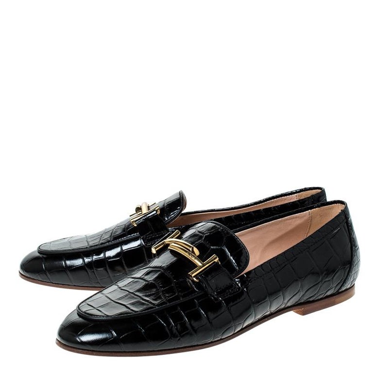 Tod's Black Croc Embossed Leather Double T Loafers Size 38.5 For Sale at 1stDibs