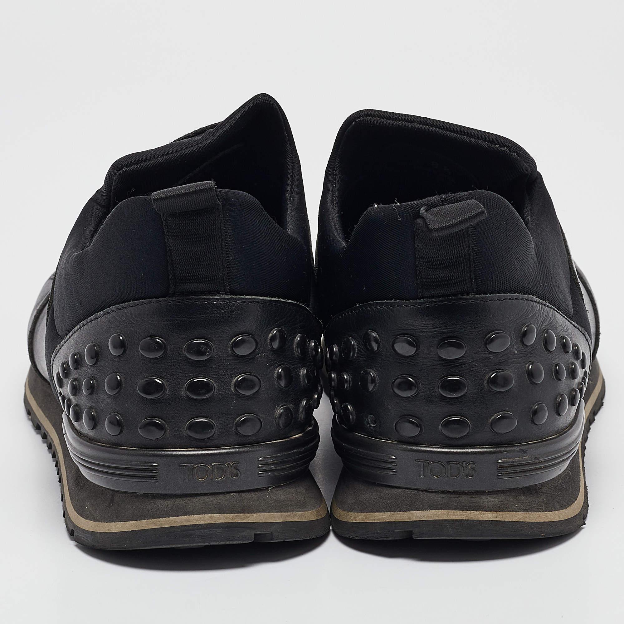 Tod's Black Leather and Neoprene Lace Up Sneakers Size 42.5 For Sale 1