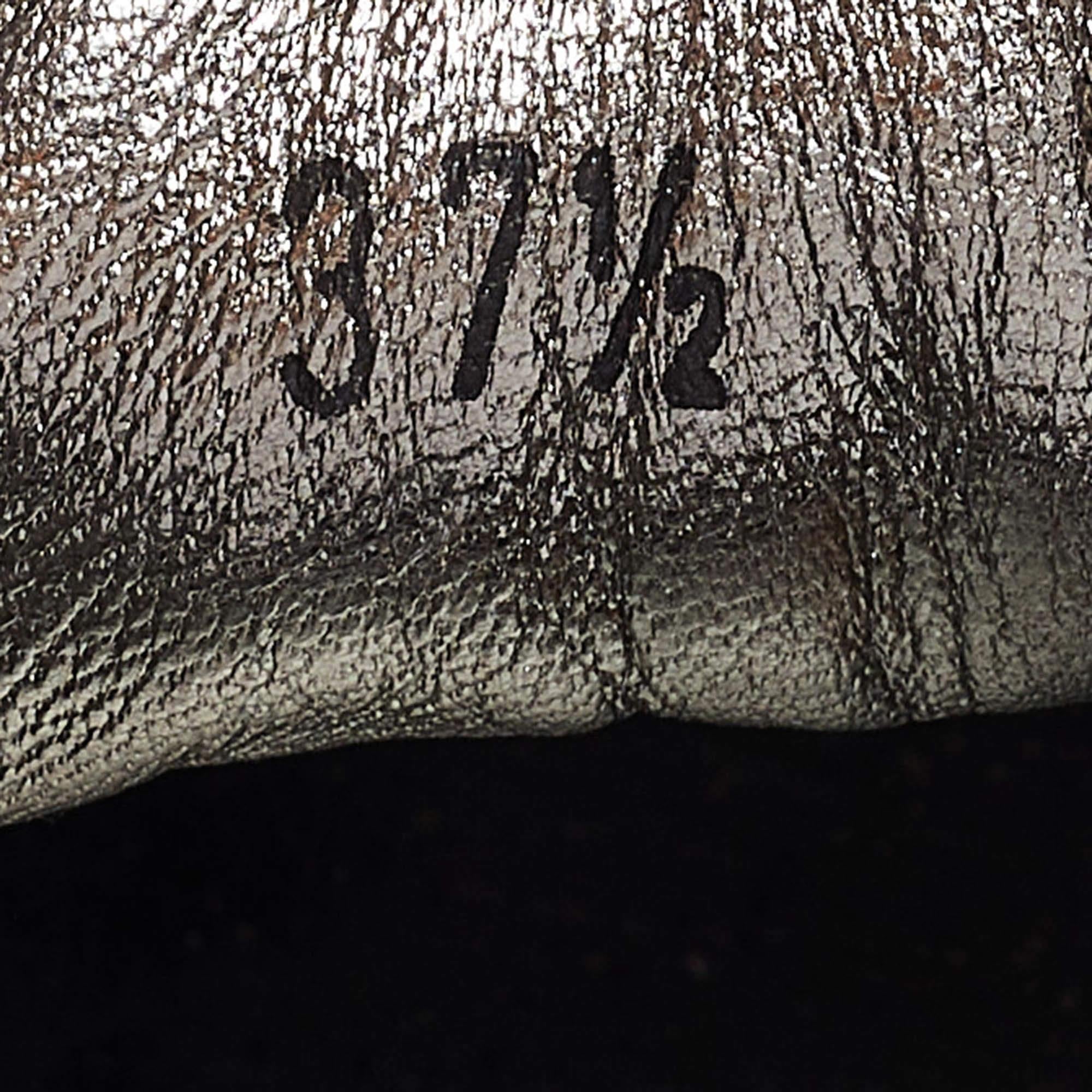 Tod's Black Leather and Suede Ballet Flats Size 37.5 For Sale 4