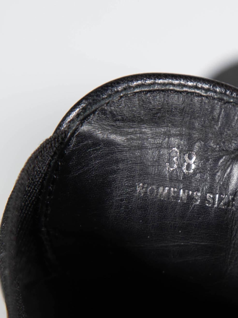 Tod's Schwarze Lederstiefel mit hohem Absatz und Knöchelausschnitt Größe IT 38 im Angebot 2