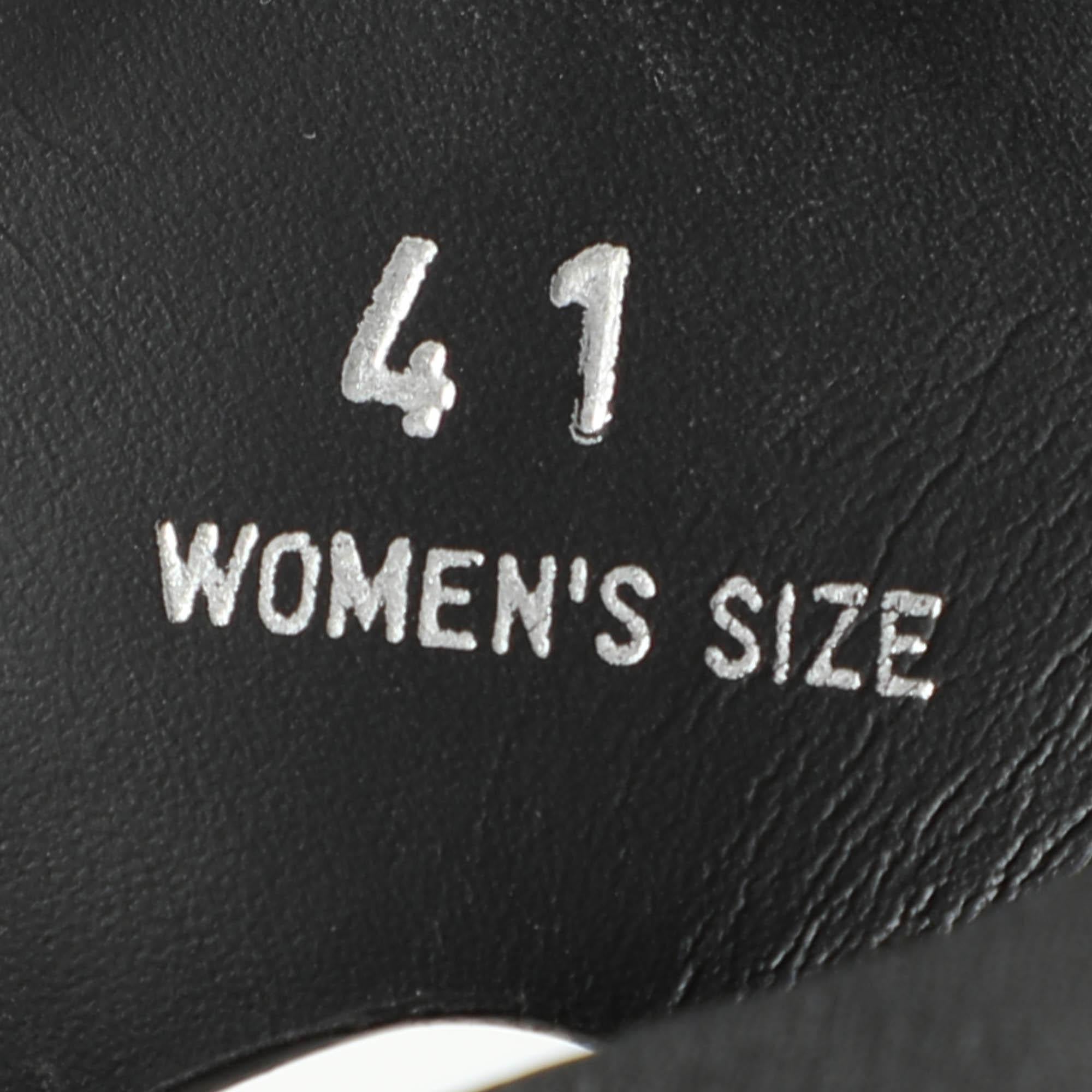 Tod's - Sandales à lanières en cuir noir - Taille 41 en vente 3
