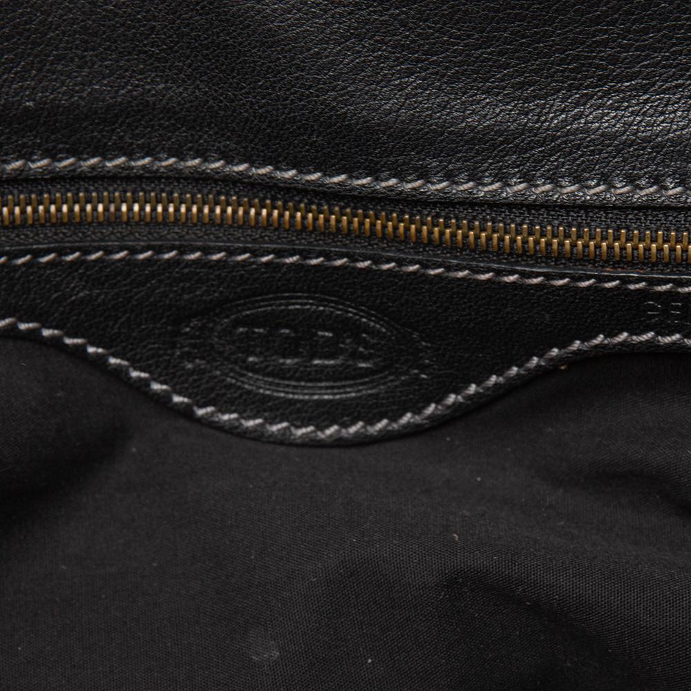 Tod's Black Leather Boomerang East West Shoulder Bag 3