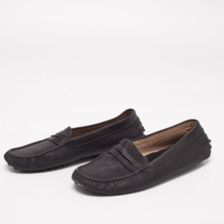 Women's Tod's Black Leather Driving Loafers Size 38