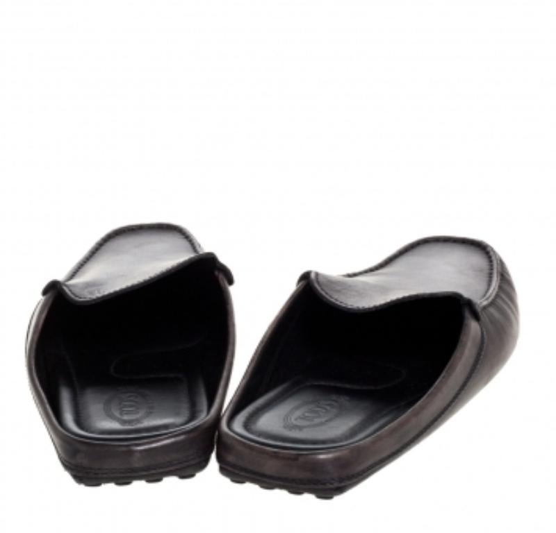 Tod's Black Leather Flat Loafer Mules Size 40 For Sale 3