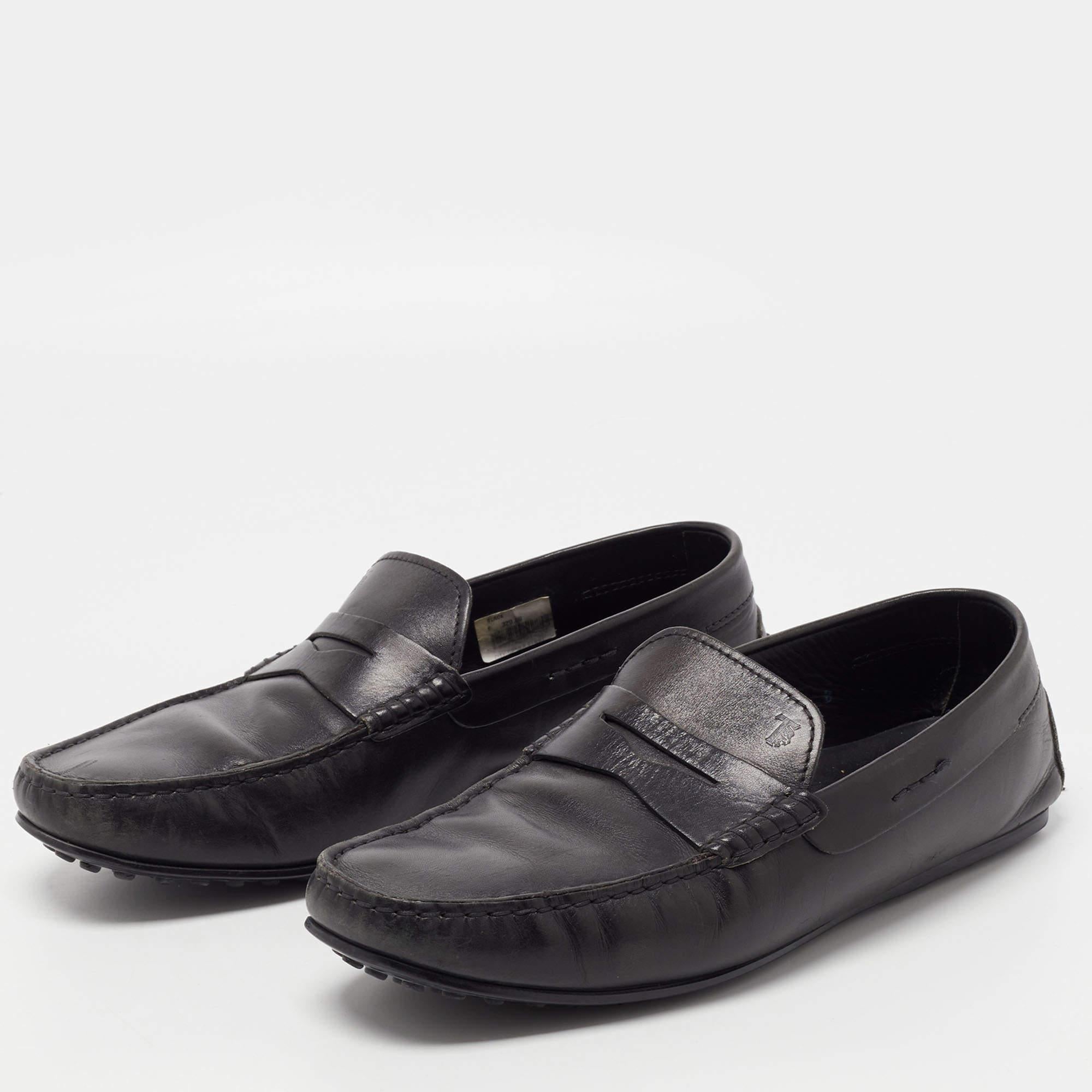 Practical  fashionable  and durable these designer loafers are carefully built to be fine companions to your everyday style. They come made using the best materials to be a prized buy.