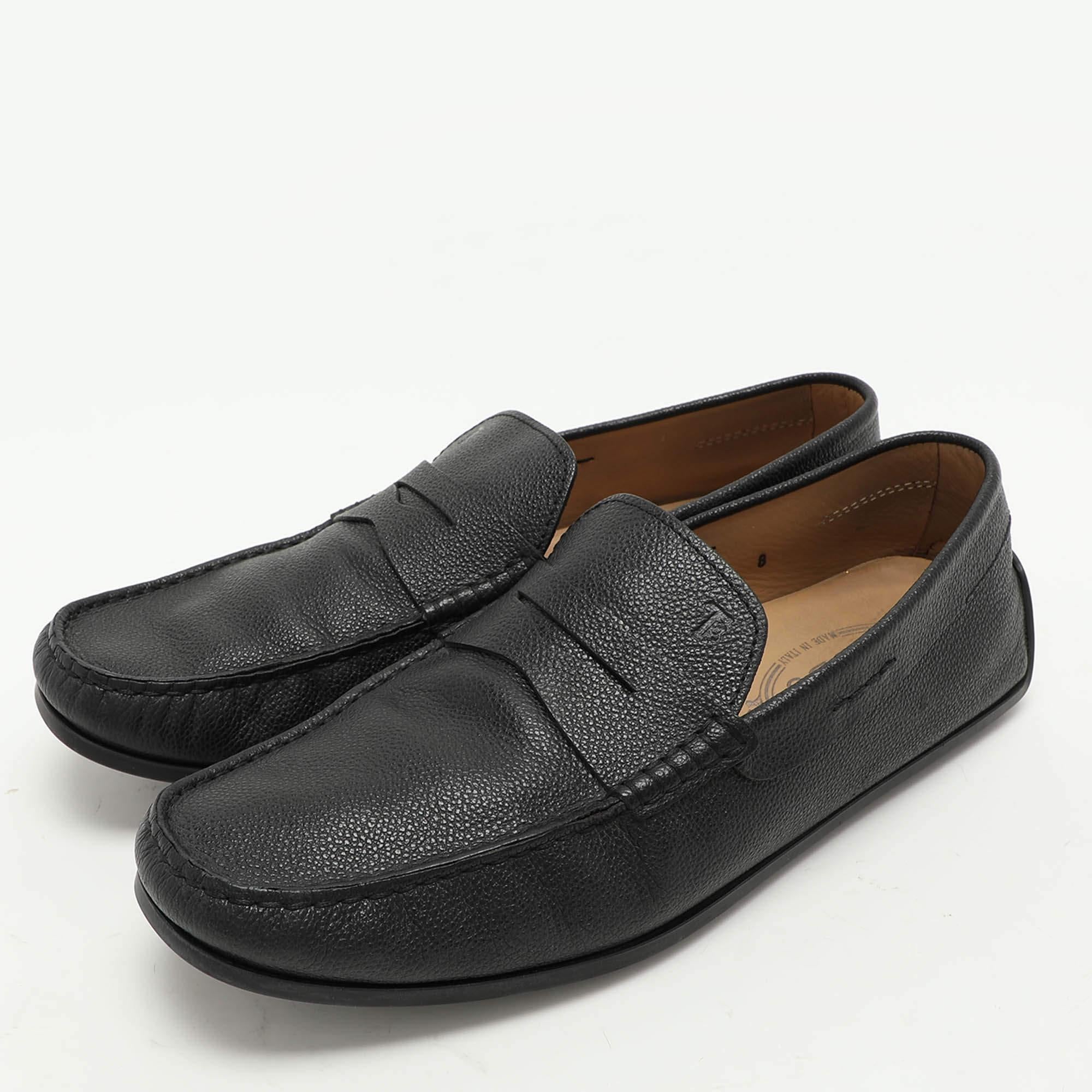 Practical  fashionable  and durableâ€”these designer loafers are carefully built to be fine companions to your everyday style. They come made using the best materials to be a prized buy.