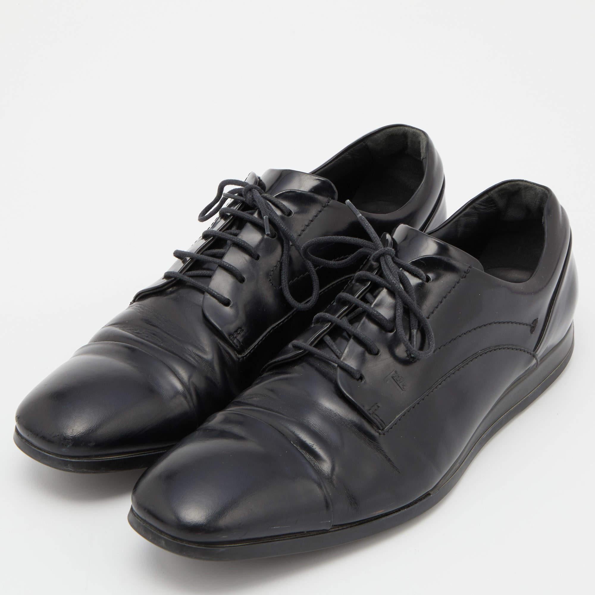 Elevate your look by adding these smart shoes to your ensemble. They make a sharp statement piece to heighten your daily outfits or to wear on special occasions.