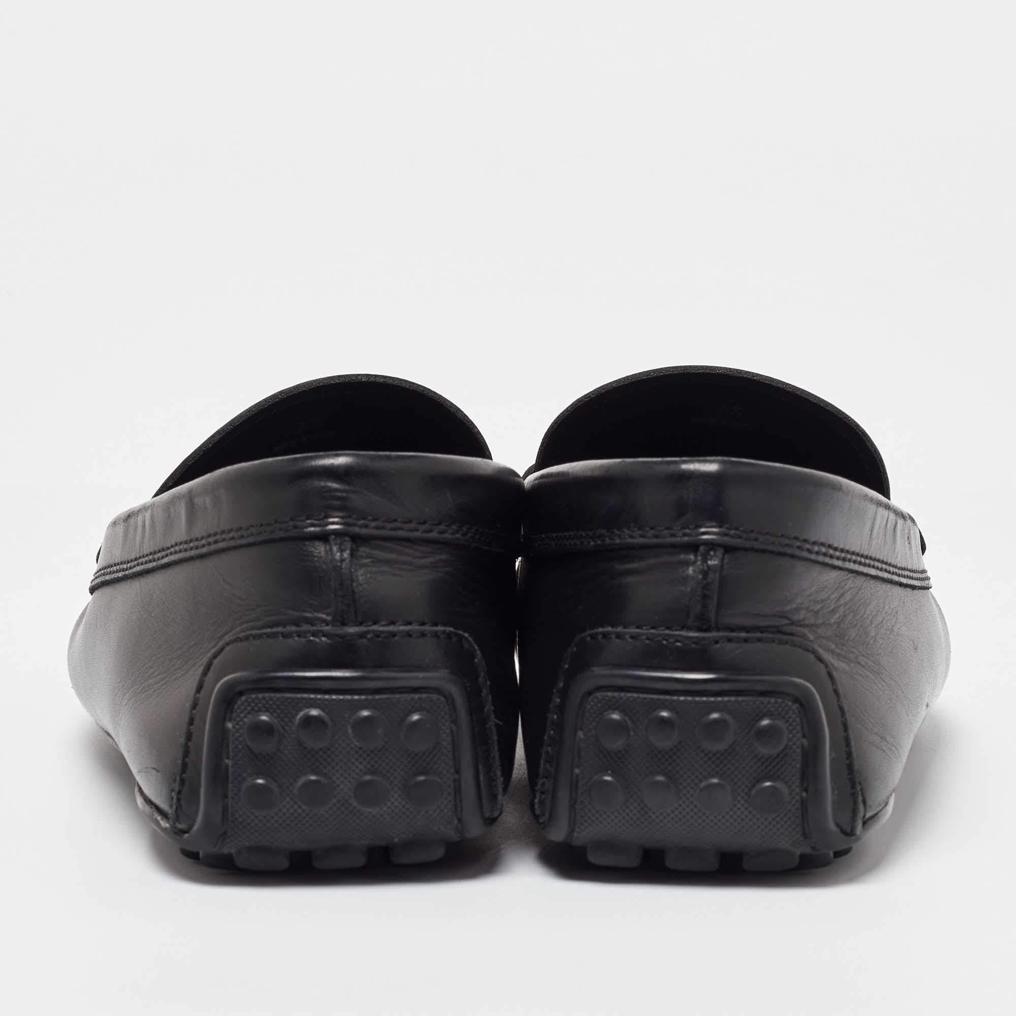 Tod's Black Leather Loafers Size 41.5 For Sale 1