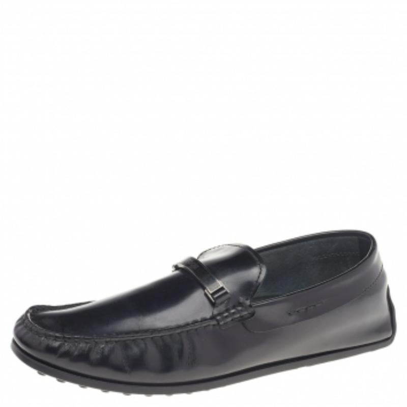 Tod's - Mocassins en cuir noir avec logo Taille 41 en vente 2
