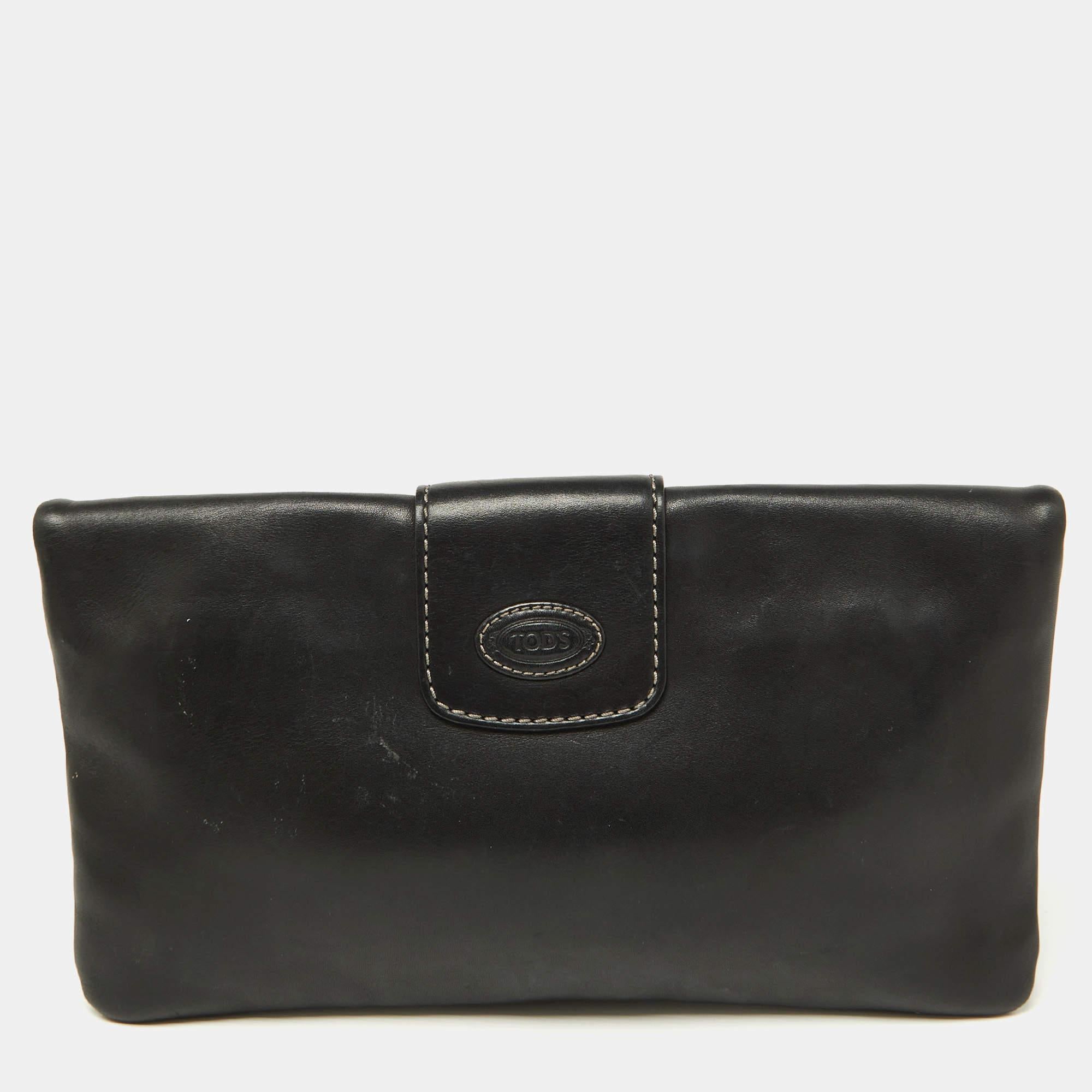Women's Tod's Black Leather Lucy Flap Clutch For Sale