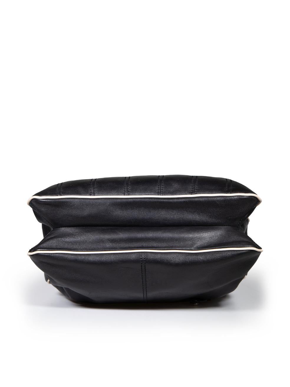 Women's Tod's Black Leather Panelled Shoulder Bag For Sale