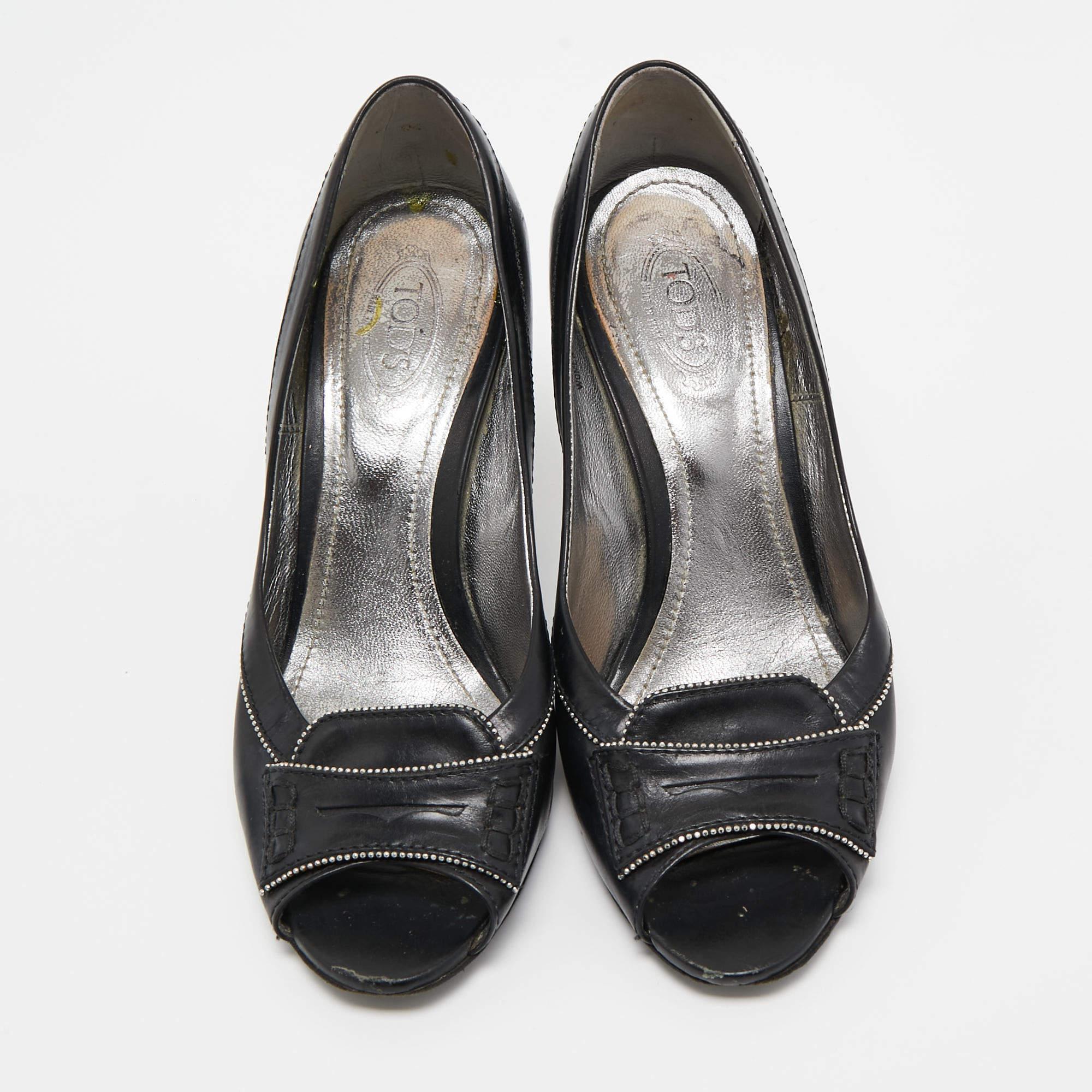 Tod's Black Leather Peep Toe Pumps Talla 36 Negro en venta