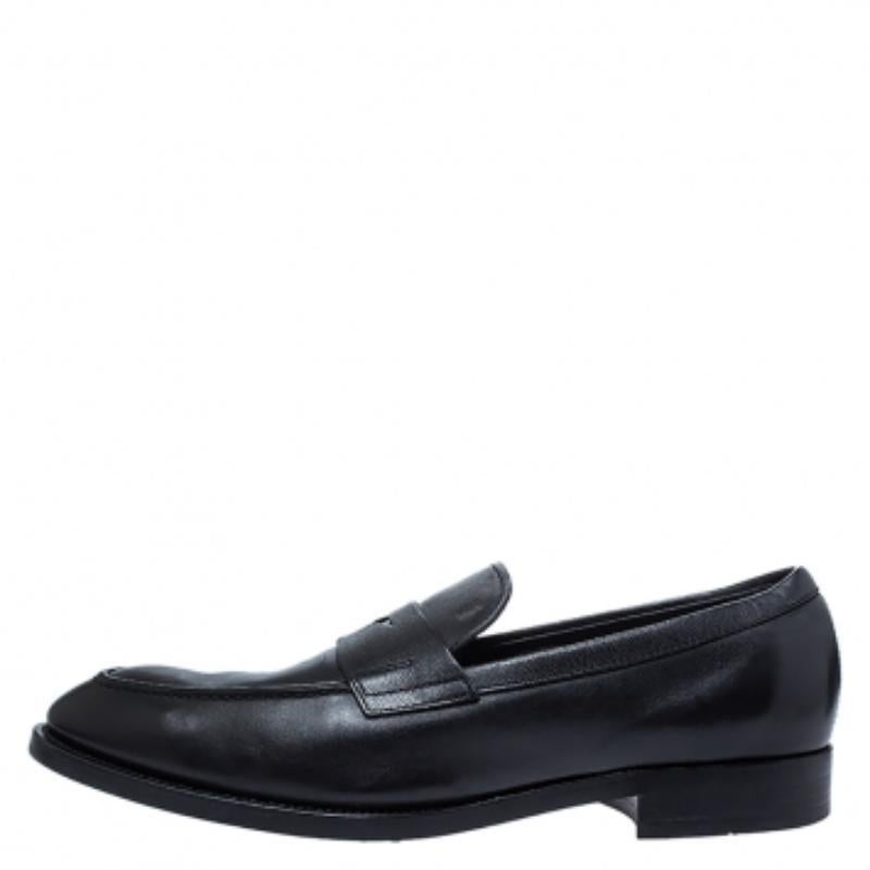 Tod's Penny Loafers aus schwarzem Leder, Größe 44,5 im Angebot