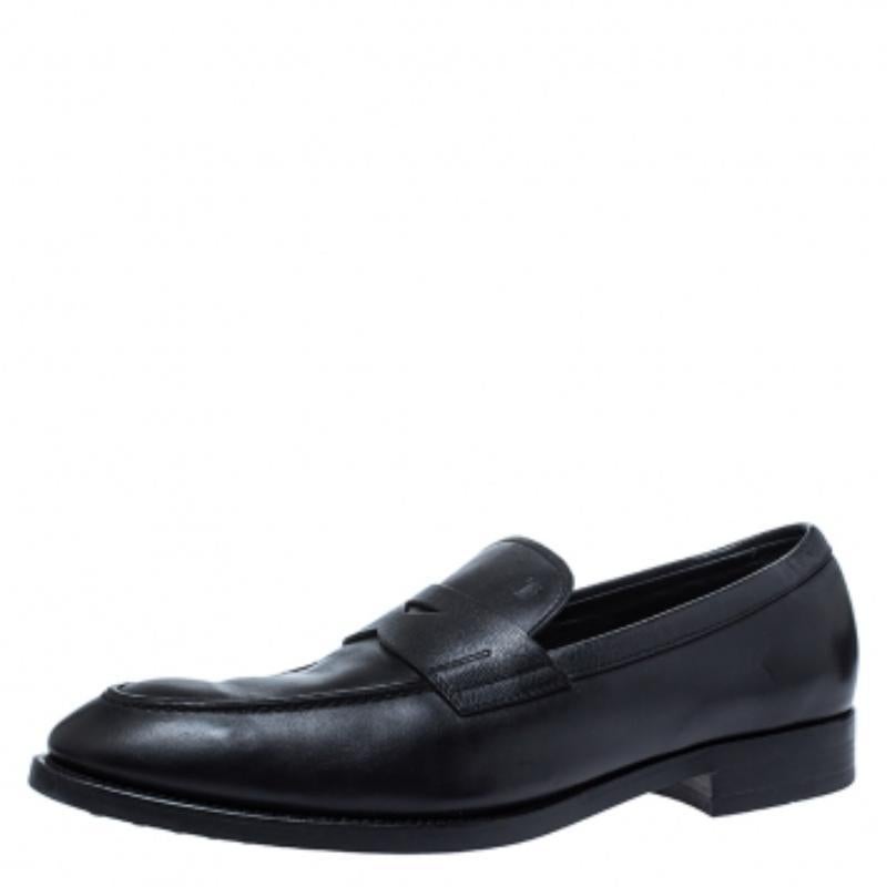 Tod's Penny Loafers aus schwarzem Leder, Größe 44,5 Herren im Angebot