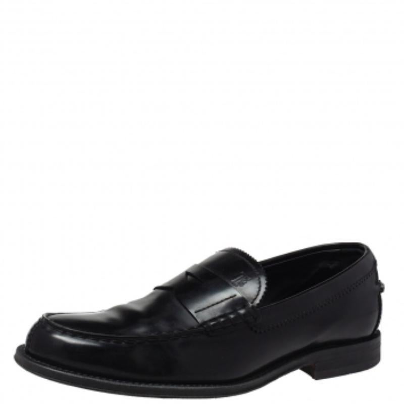 Men's Tod's Black Leather Penny Slip On Loafers Size 39.5 For Sale