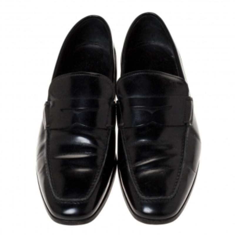 Tod's Schwarz Leder Penny Slip On Loafers Größe 40 Herren im Angebot